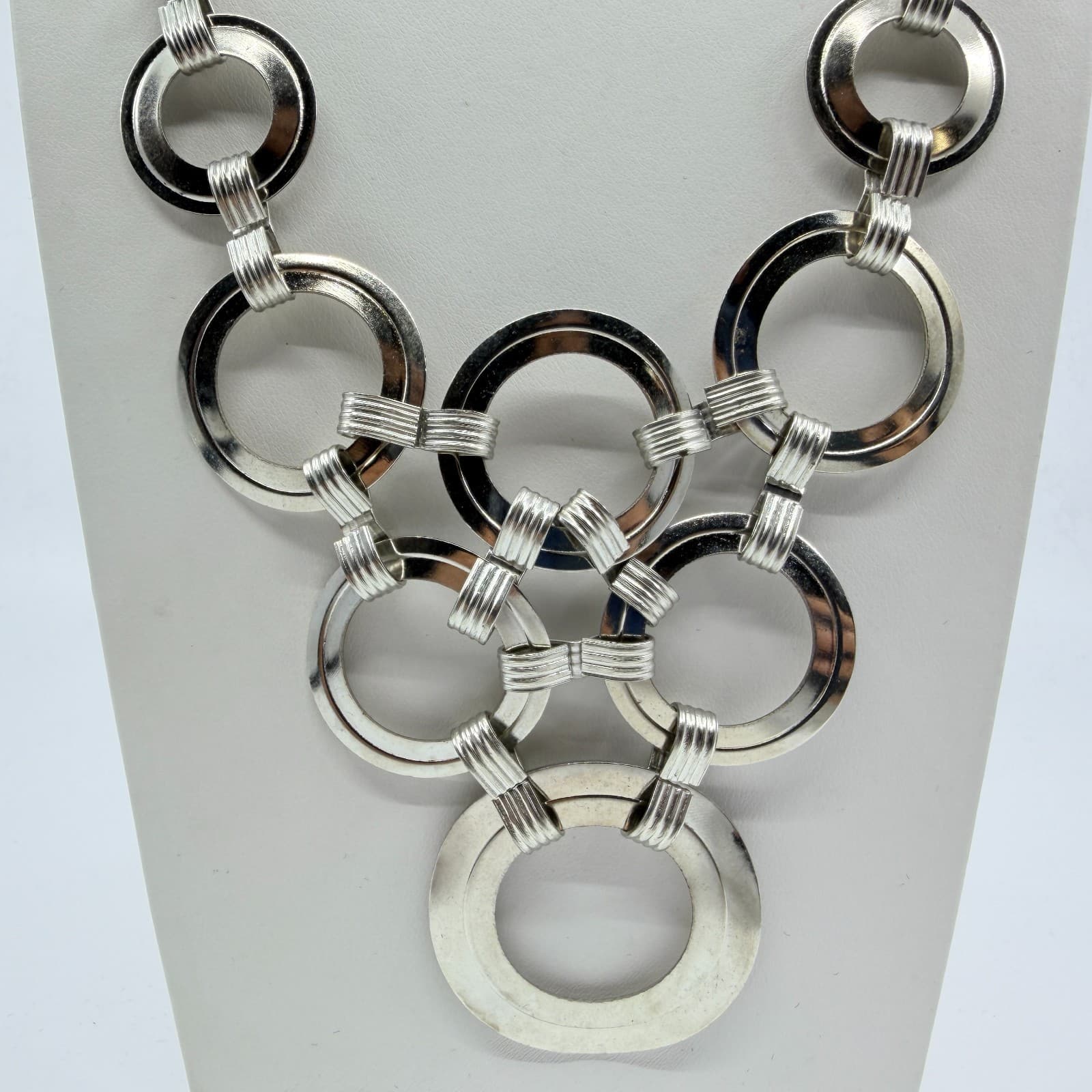 VTG Y2K Silver Tone Interlocking O-Ring Statement BIB Necklace Modernist Retro - Thumbnail 3