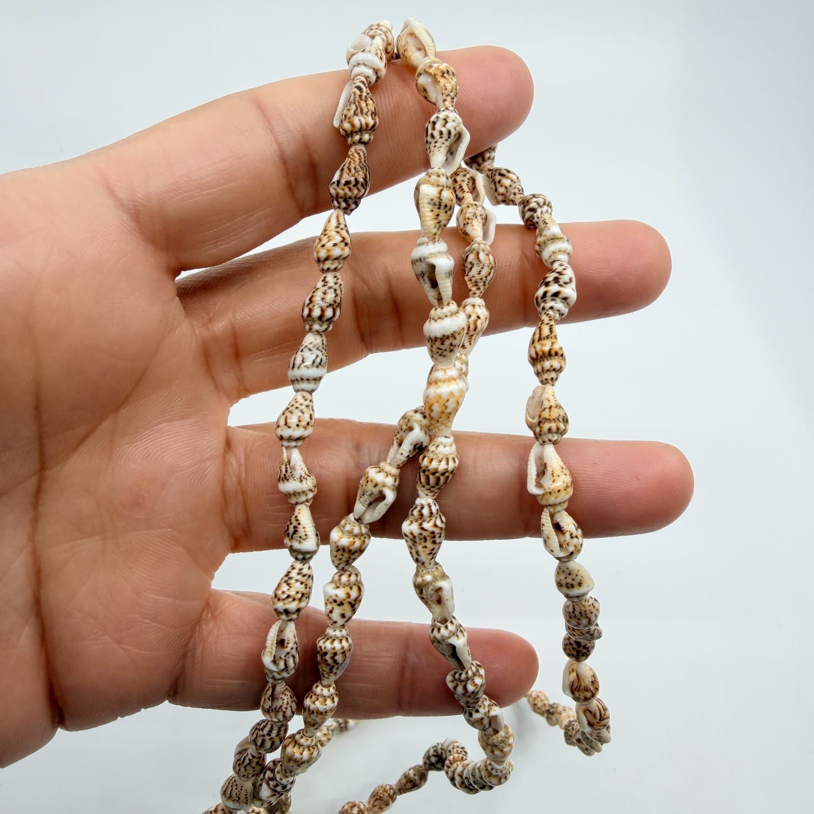 Vintage Shell Necklace Multi Strand Puka Cowrie Hawaiian Beach Boho Retro 90s - Thumbnail 6