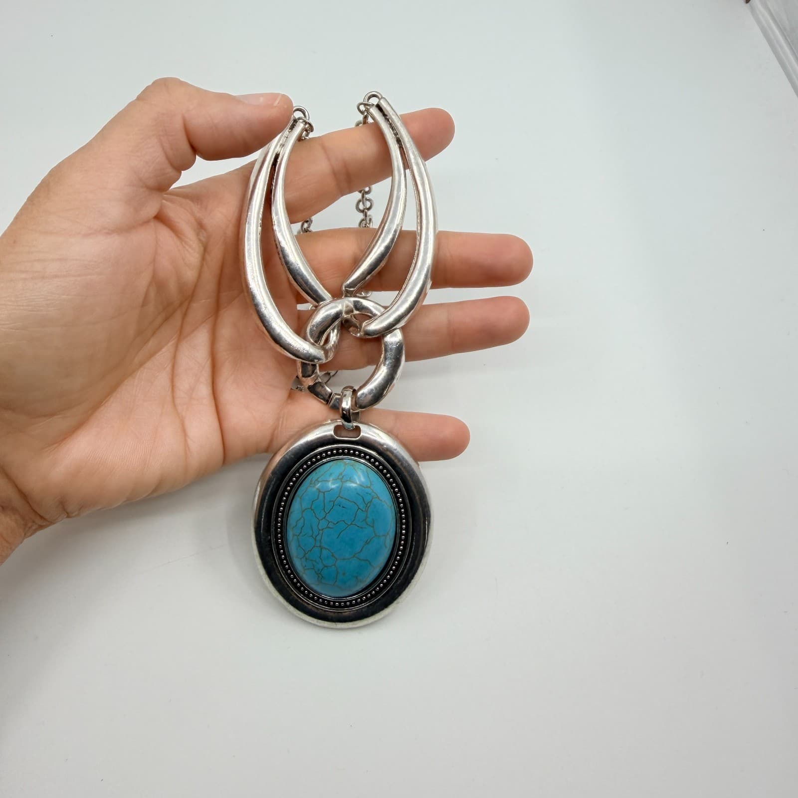 Vintage Faux Turquoise Large Oval Pendant Necklace Silver Tone Chunky Statement - Thumbnail 10