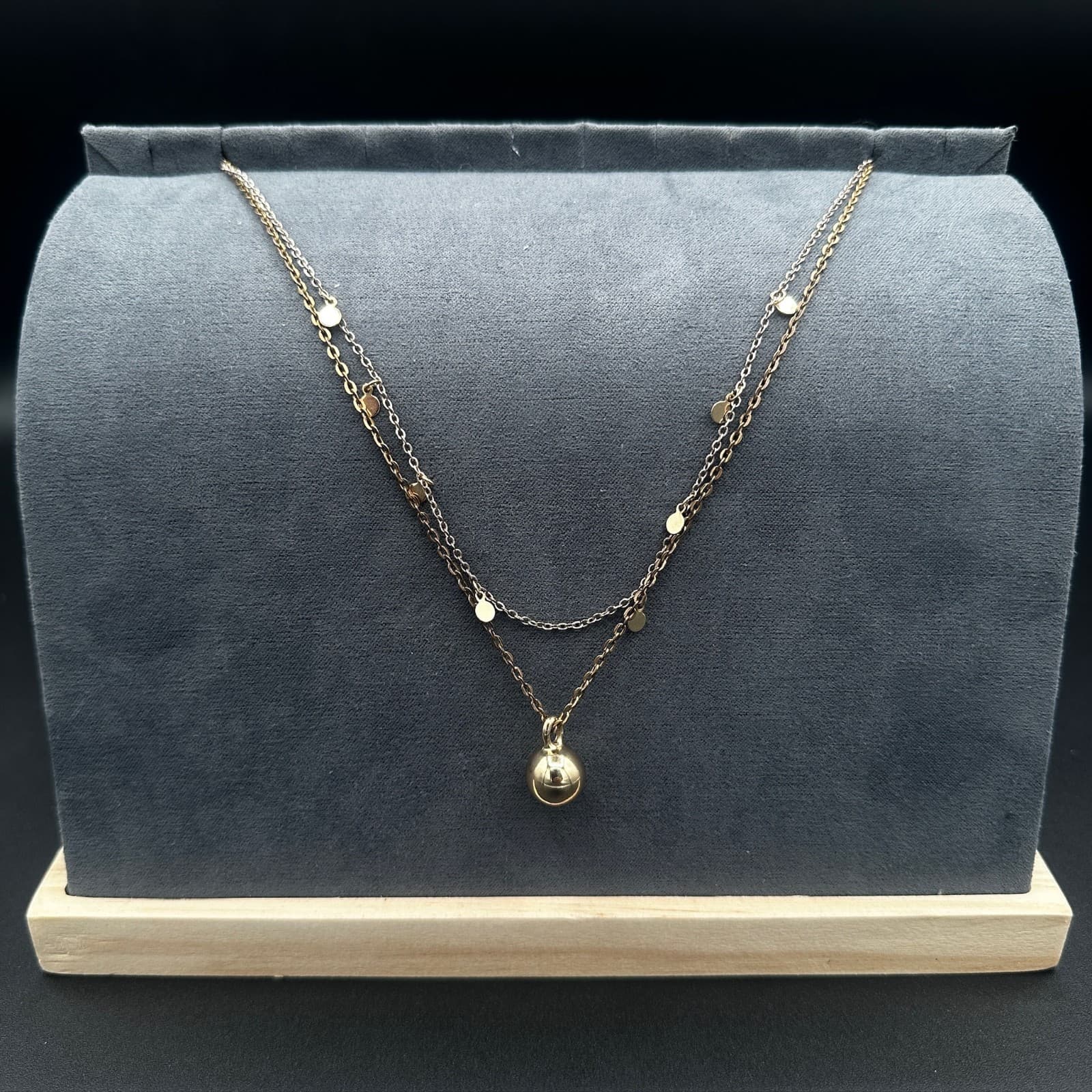 Vintage Delicate Gold-Tone Layered Necklace w/ Disc Charms & Drop Pendant - Thumbnail 3