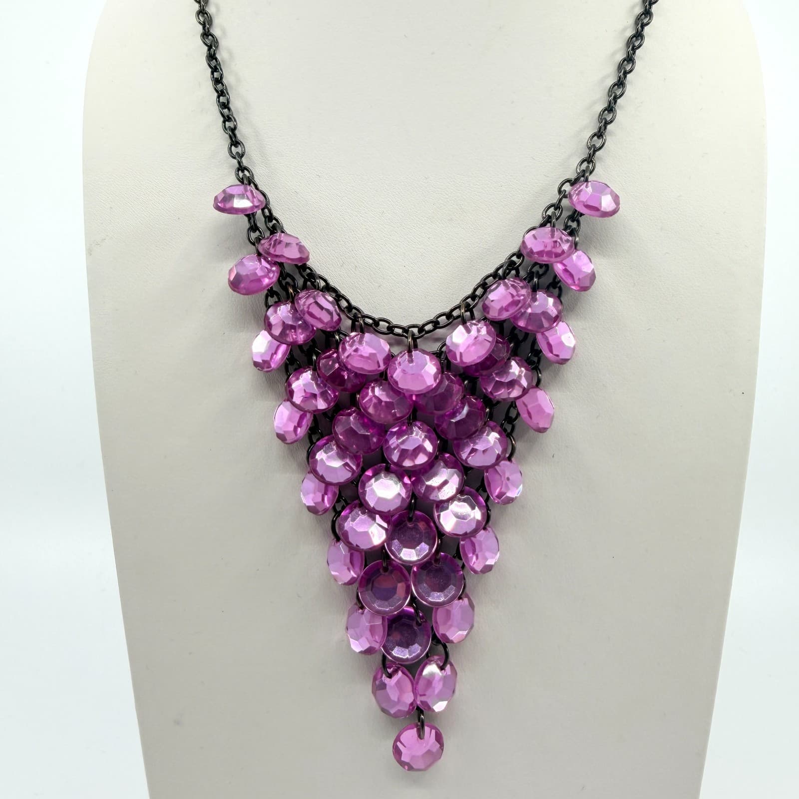 Vintage Gunmetal Tone Purple Faceted Bead Bib Necklace Statement Cluster Retro