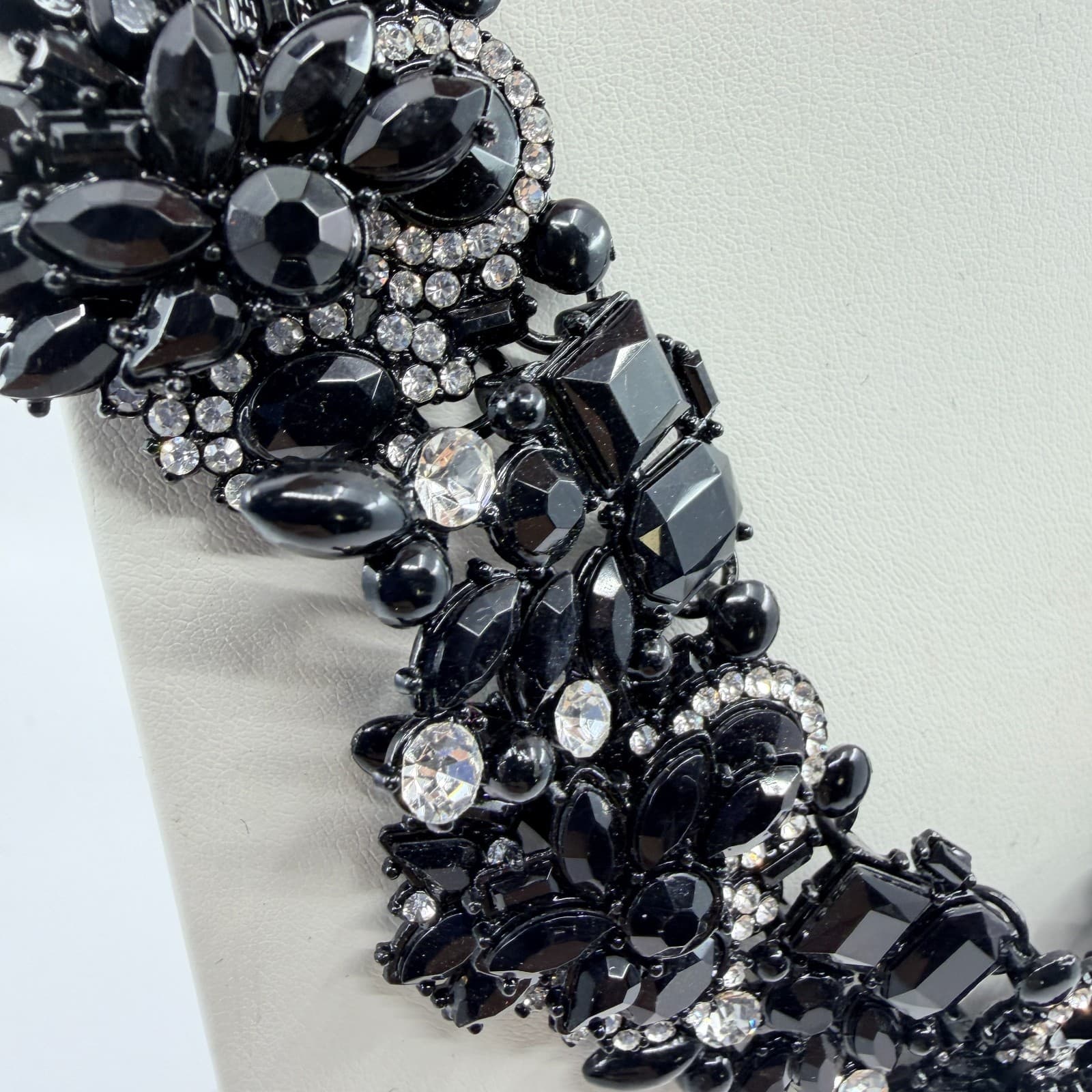 VTG Y2K Black Rhinestone Bib Statement Necklace Chunky Crystal Collar Lobster - Thumbnail 3