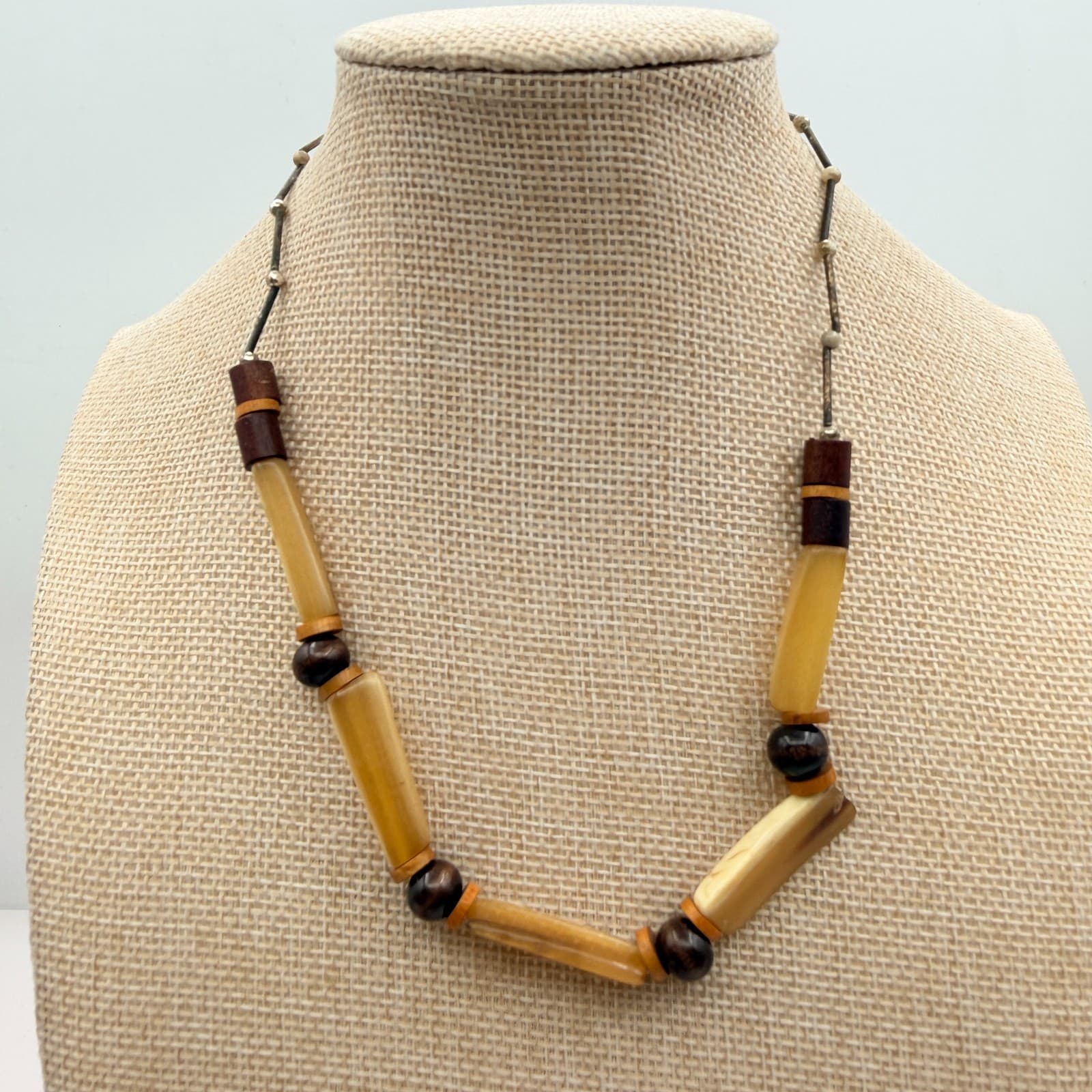 Vintage 90s Earthy Wood & Horn Bead Necklace Boho Ethnic Fashion Women's Jewelry