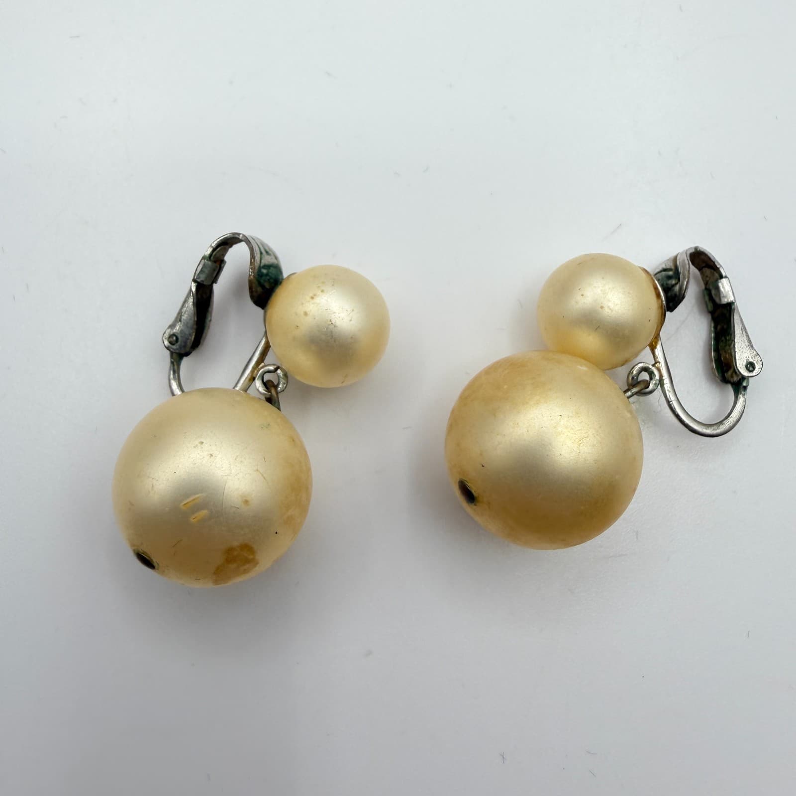 Vintage 90s Silver Tone Double Cream Faux Pearl Earrings Women's Classic Jewelry
