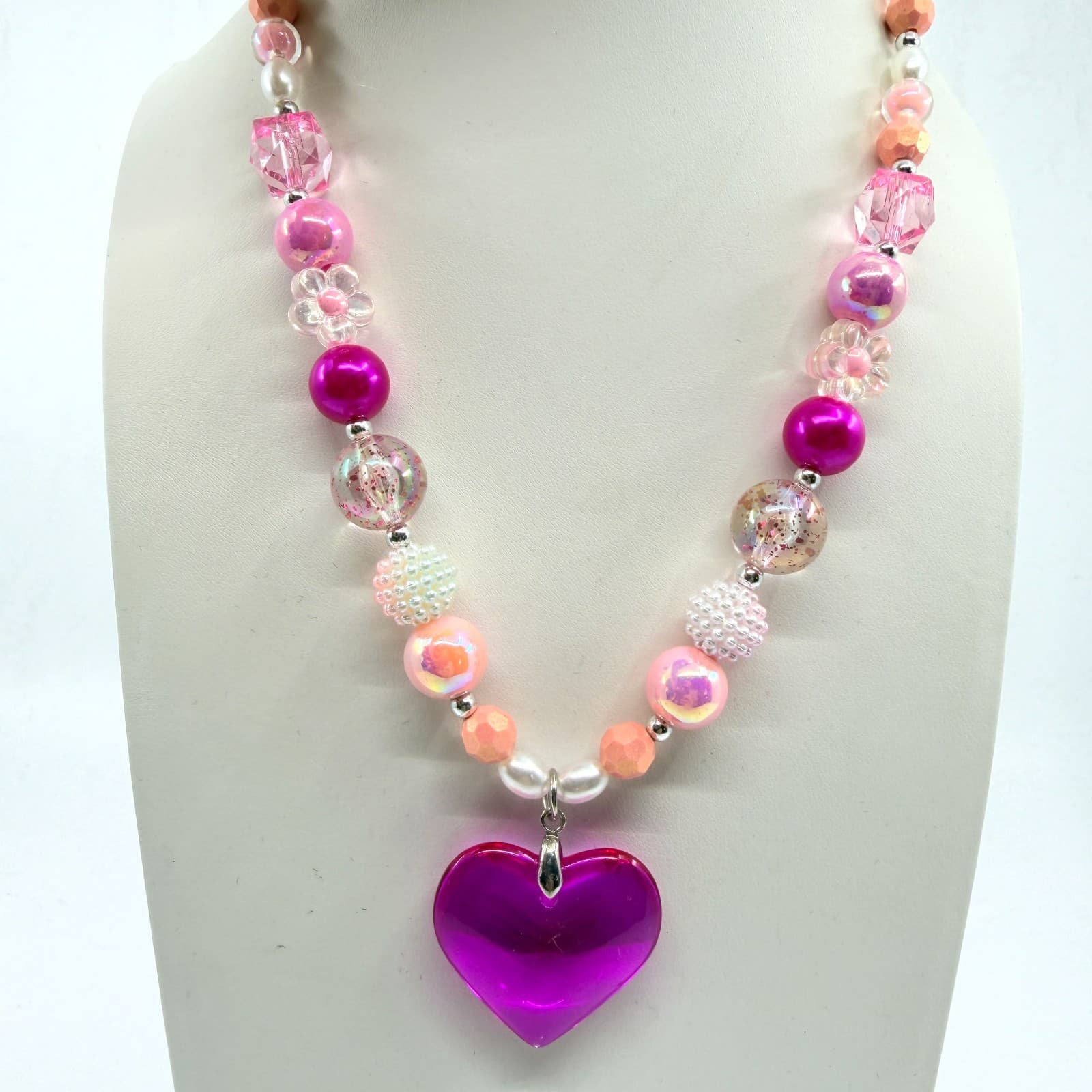 VTG Y2K Chunky Pink Beaded Necklace Translucent Purple Heart Pendant Fairycore