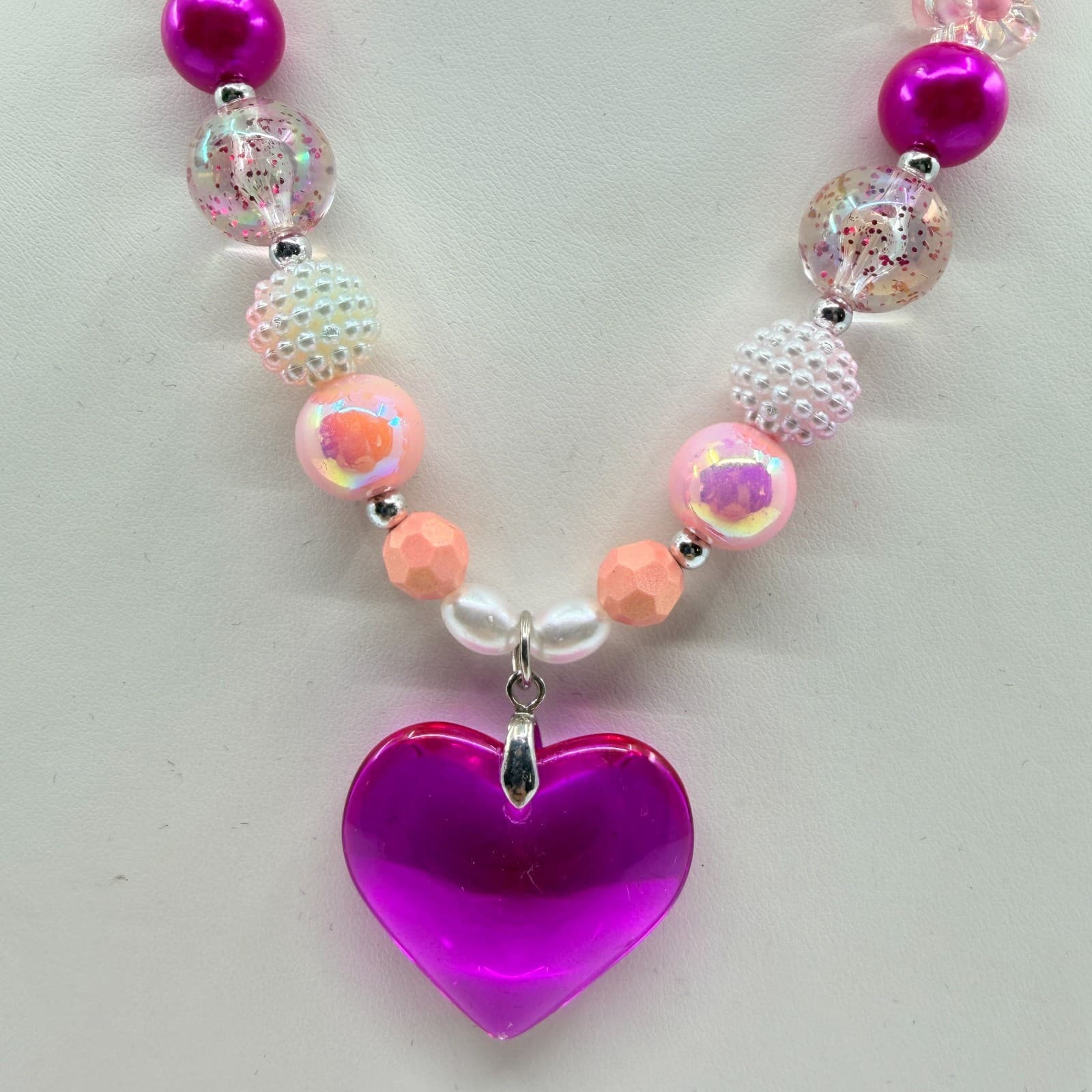 VTG Y2K Chunky Pink Beaded Necklace Translucent Purple Heart Pendant Fairycore - Thumbnail 2