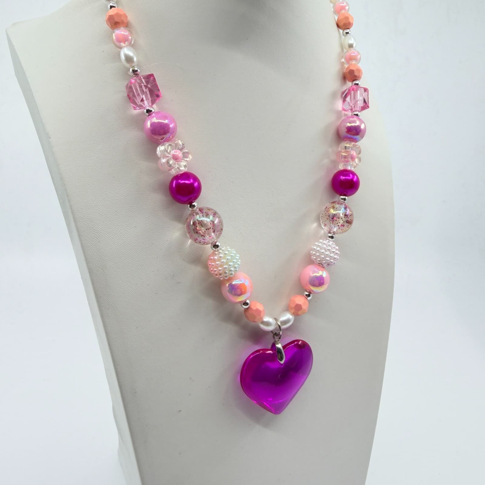 VTG Y2K Chunky Pink Beaded Necklace Translucent Purple Heart Pendant Fairycore - Thumbnail 5