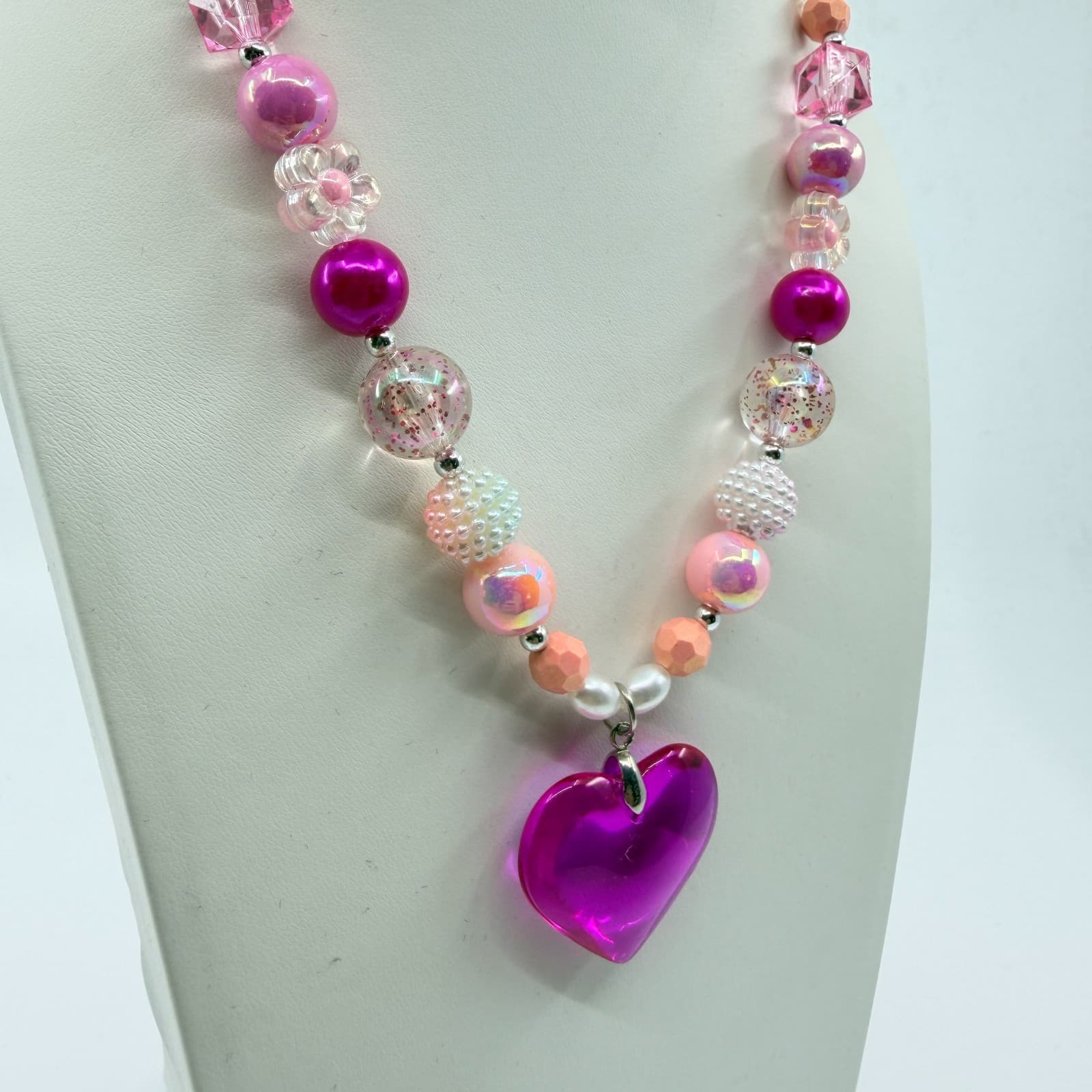VTG Y2K Chunky Pink Beaded Necklace Translucent Purple Heart Pendant Fairycore - Thumbnail 4