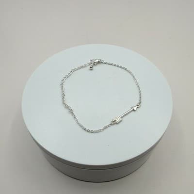 Vintage 90s Silver Tone Arrow Charm Bracelet Minimalist Women's Classic Jewelry - Thumbnail 7