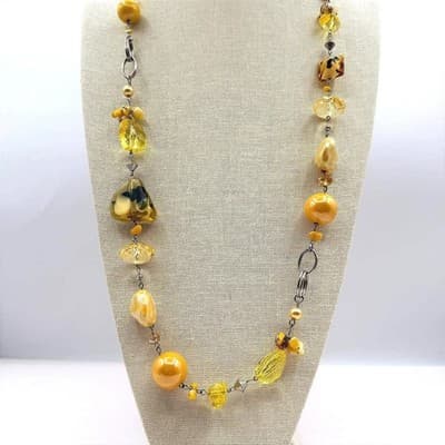 Vintage Y2K Chunky Amber Yellow Faux Resin Beaded Statement Necklace Jewelry