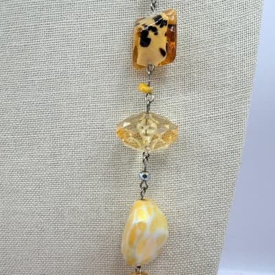 Vintage Y2K Chunky Amber Yellow Faux Resin Beaded Statement Necklace Jewelry - Thumbnail 4