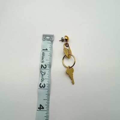 Vintage 80s Victorian Brass Heart Padlock & Skeleton Key Dangle Earrings Jewelry - Thumbnail 9