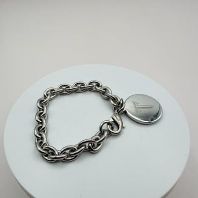 Vintage Y2k Silver Tone Chain Bracelet Engraved Round T Initial Charm Jewelry - Thumbnail 4