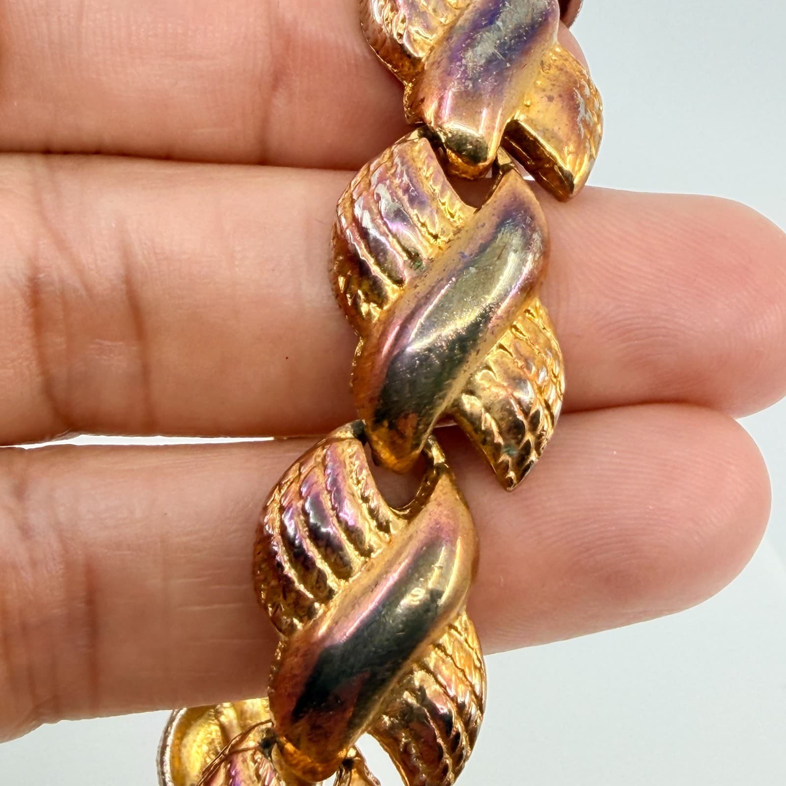 Vintage Crown Trifari Gold Tone Brushed Leaf Link Bracelet Textured Mid Century - Thumbnail 8