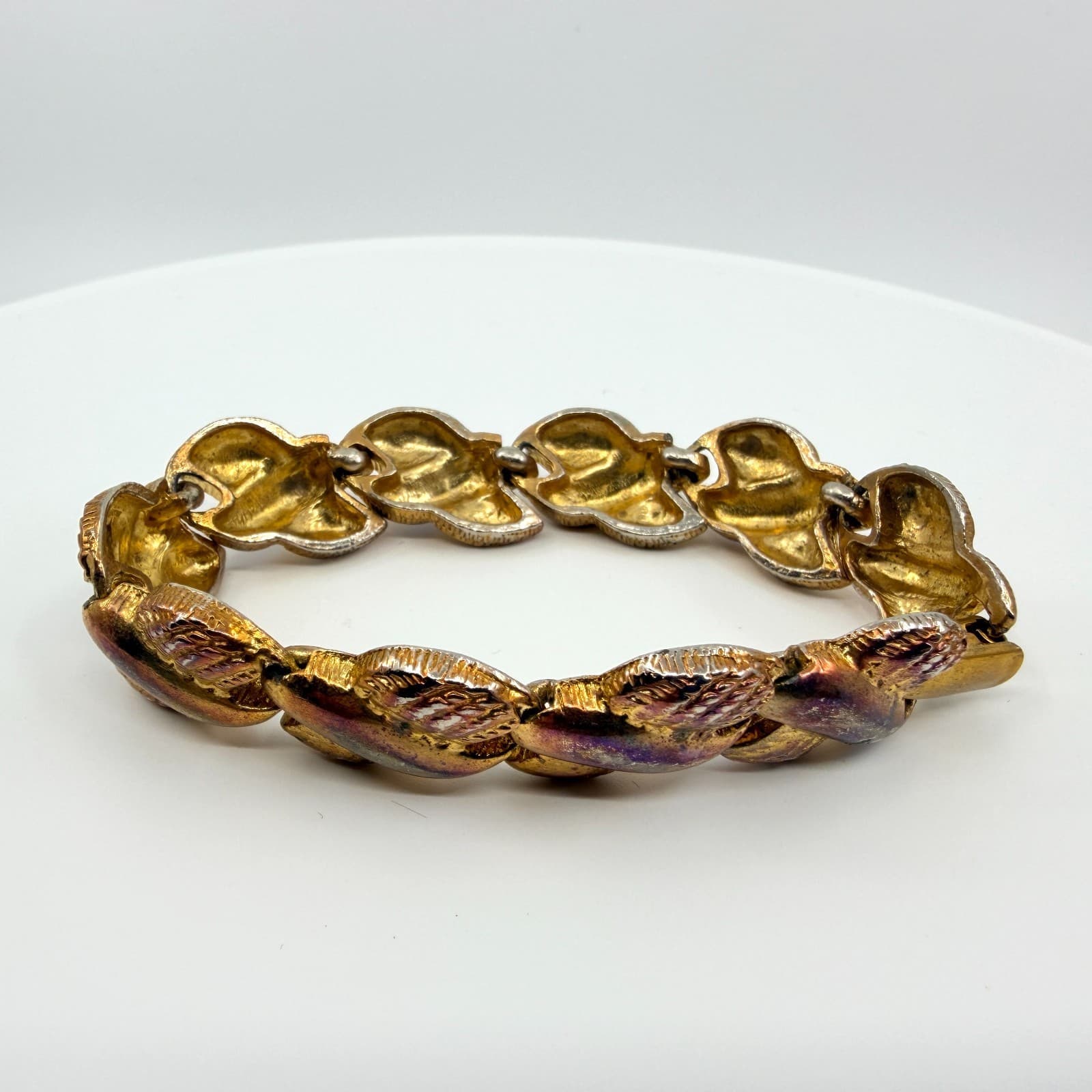 Vintage Crown Trifari Gold Tone Brushed Leaf Link Bracelet Textured Mid Century