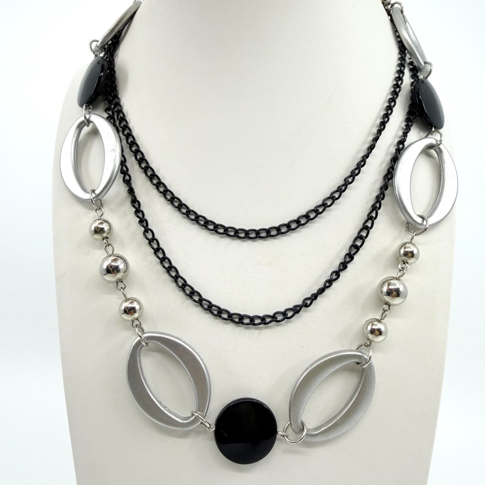 Black Grey Silver Tone Acrylic Oval Link Necklace Mixed Chain Modern Classic