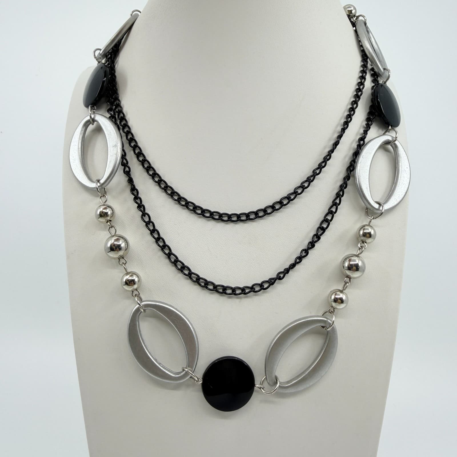 Black Grey Silver Tone Acrylic Oval Link Necklace Mixed Chain Modern Classic - Thumbnail 2