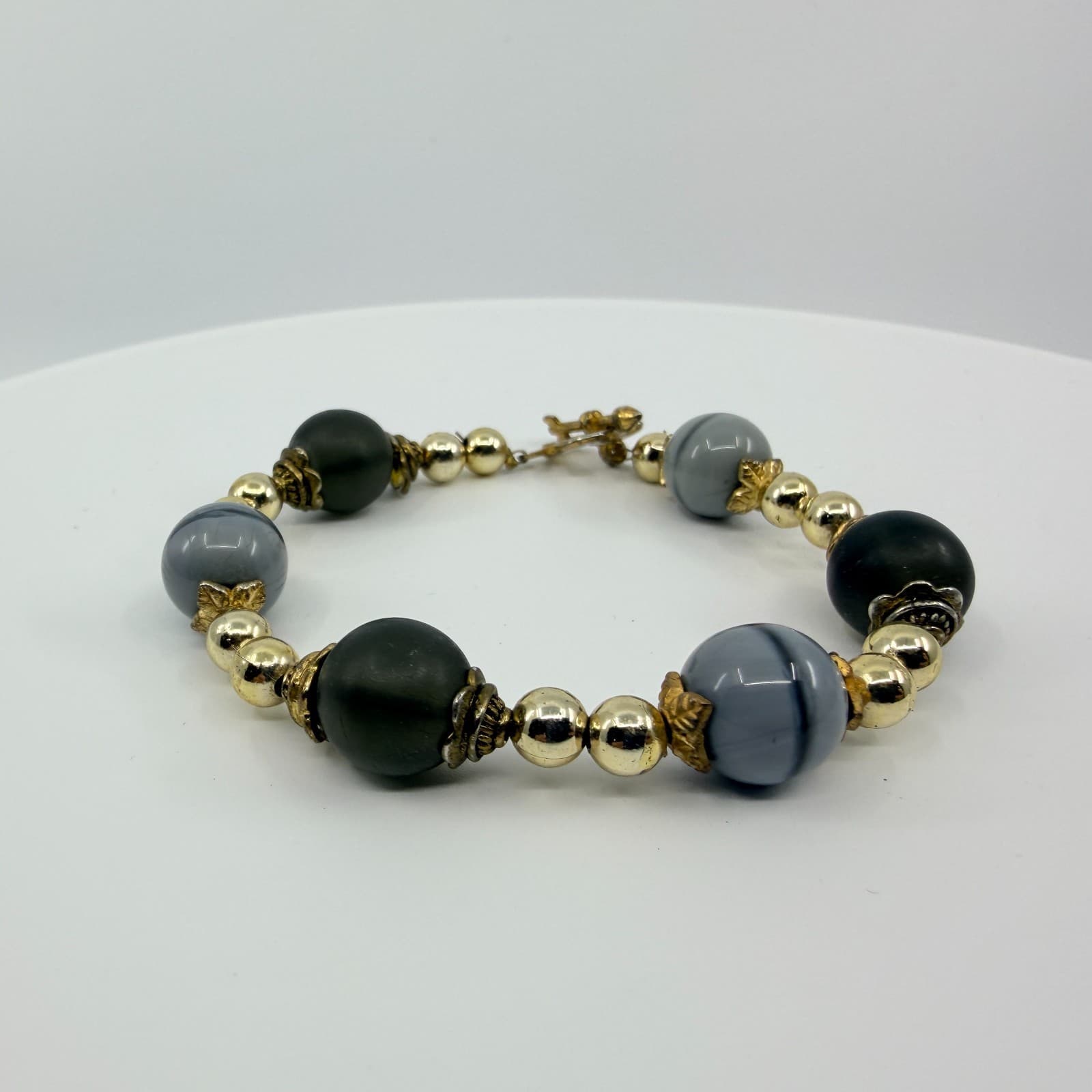 Vintage Gray Black Mixed Beaded Chunky Statement Bracelet Gold Tone - Thumbnail 2