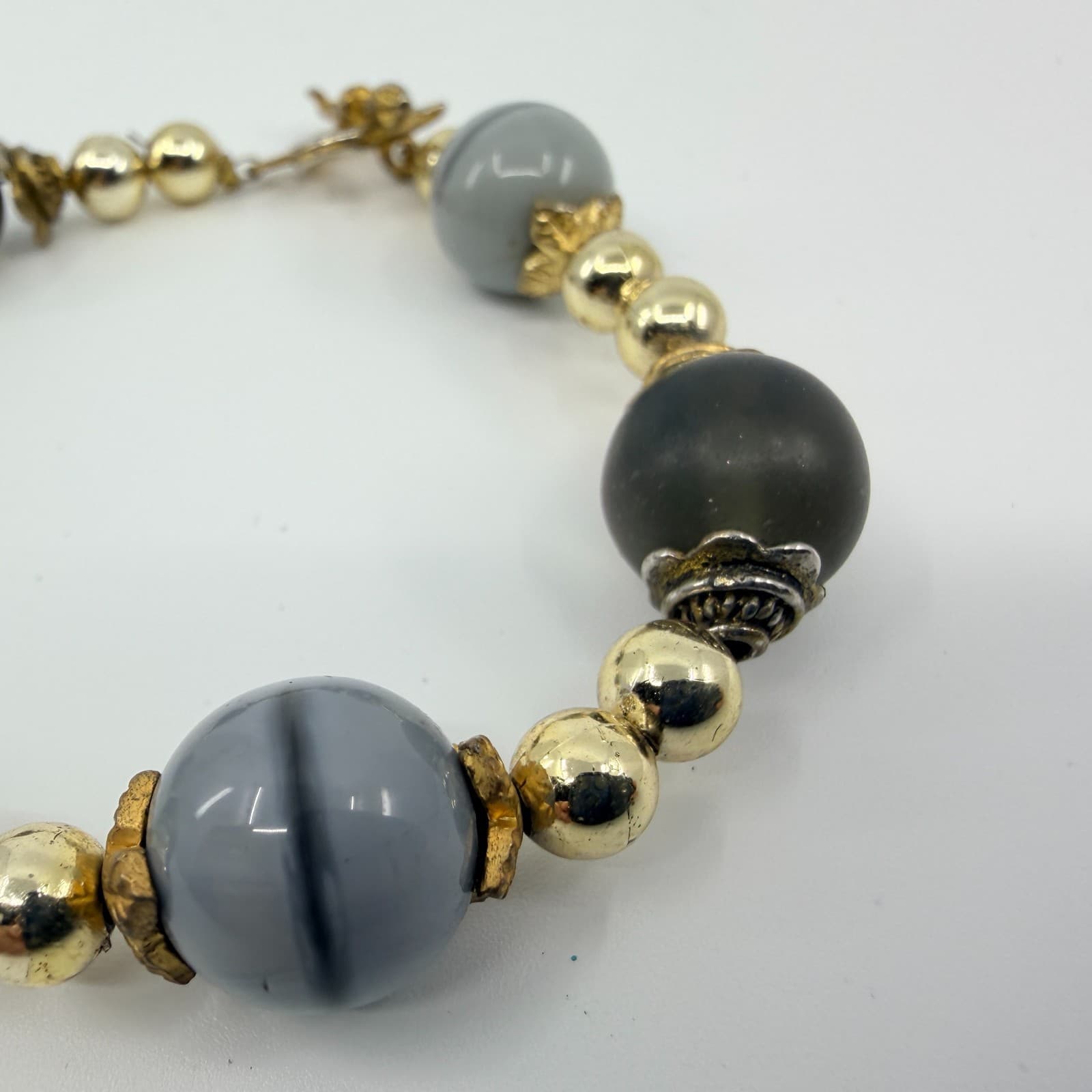 Vintage Gray Black Mixed Beaded Chunky Statement Bracelet Gold Tone - Thumbnail 5