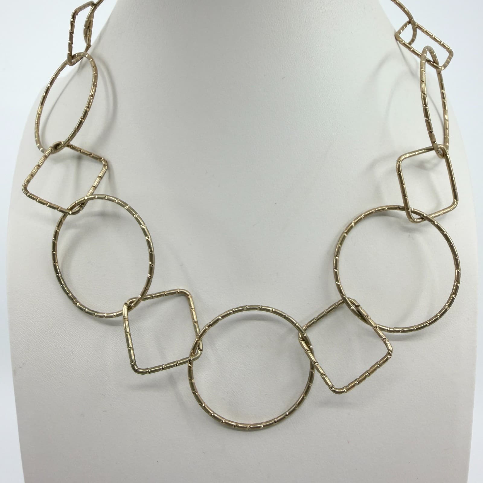 Vintage Gold Tone Geometric Linked Necklace Textured Circle Square Links 90s - Thumbnail 5