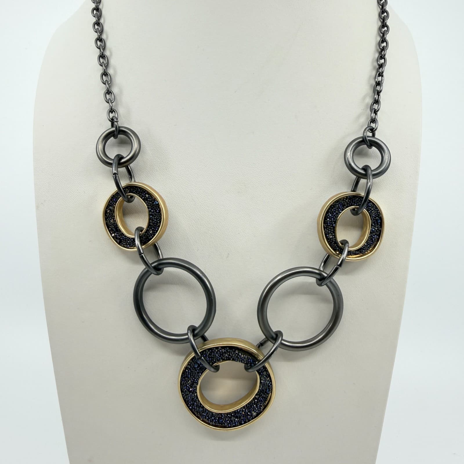 Vintage Gunmetal Gold Tone Interlocking Ring Necklace Bib Statement Mixed Metal - Thumbnail 2