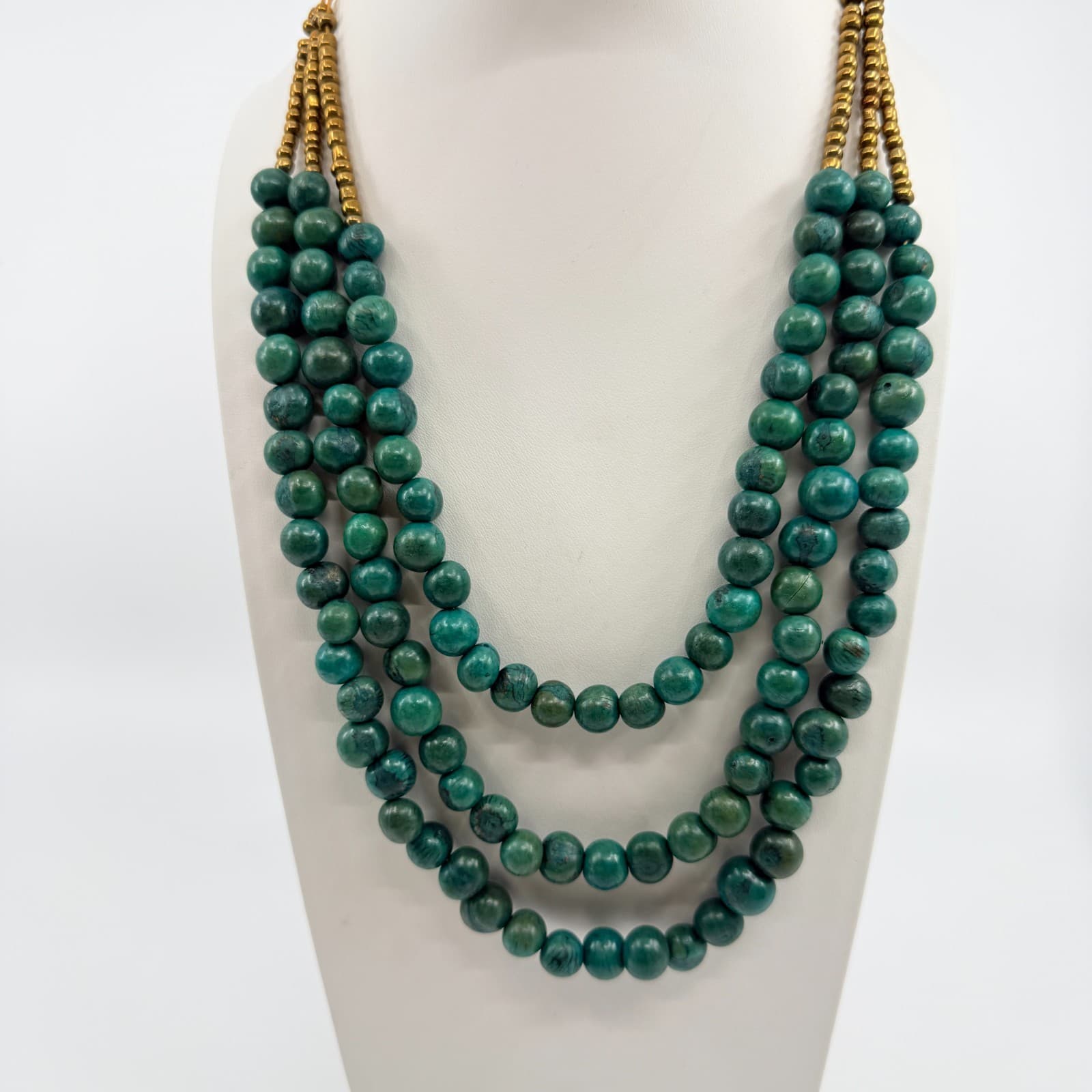 Vintage Triple Strand Green Faux Amazonite Bead Necklace Gold Tone Statement 90s - Thumbnail 9