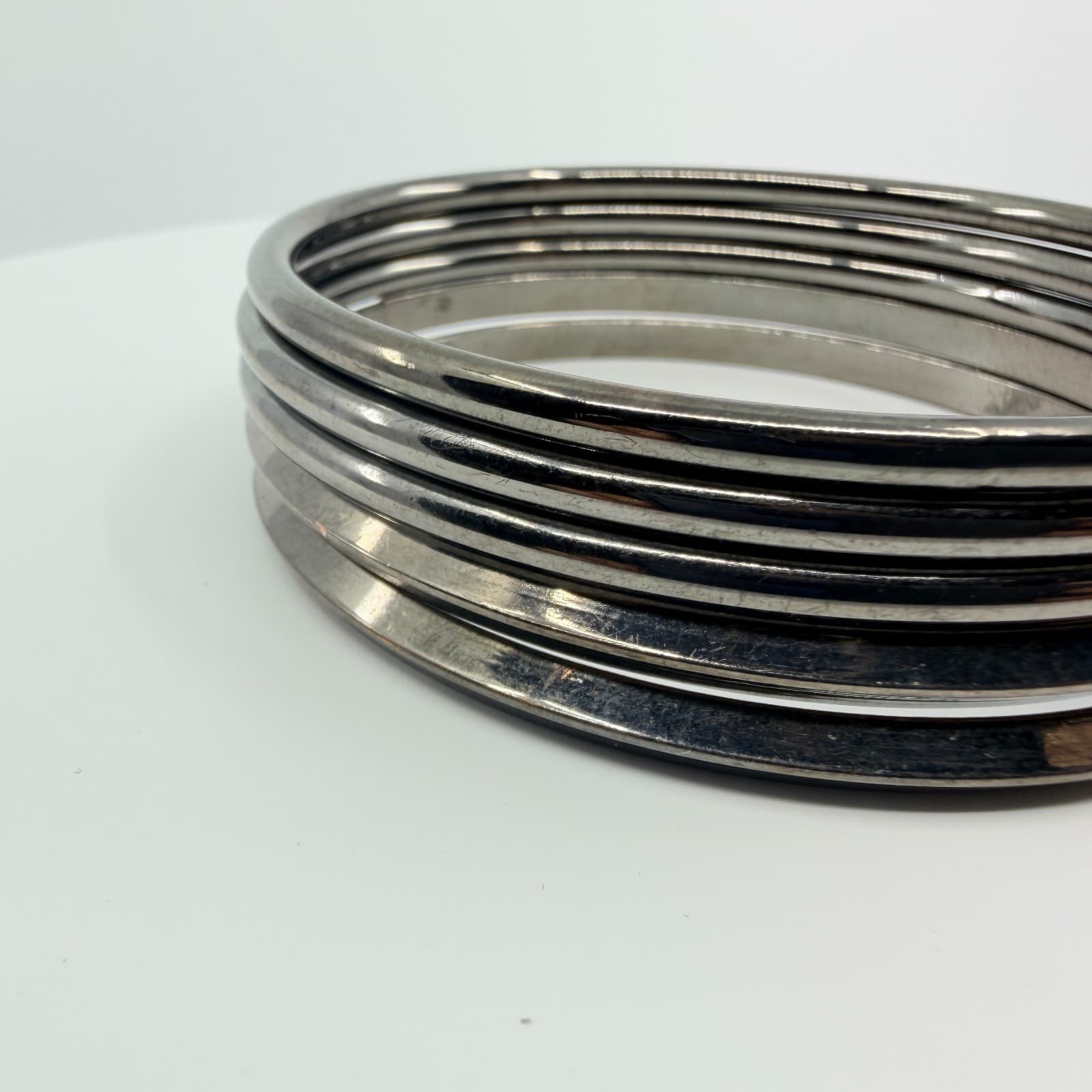 Vintage Stackable Stunner Gunmetal Bangle Bracelet Set Hoop Earrings Black Y2K - Thumbnail 5