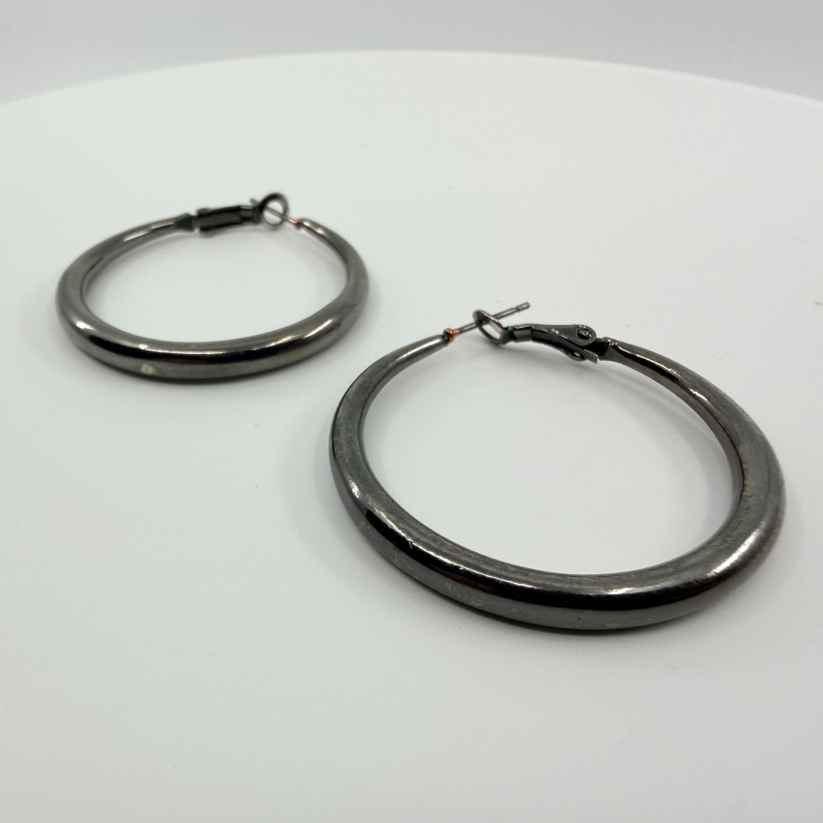 Vintage Stackable Stunner Gunmetal Bangle Bracelet Set Hoop Earrings Black Y2K - Thumbnail 10
