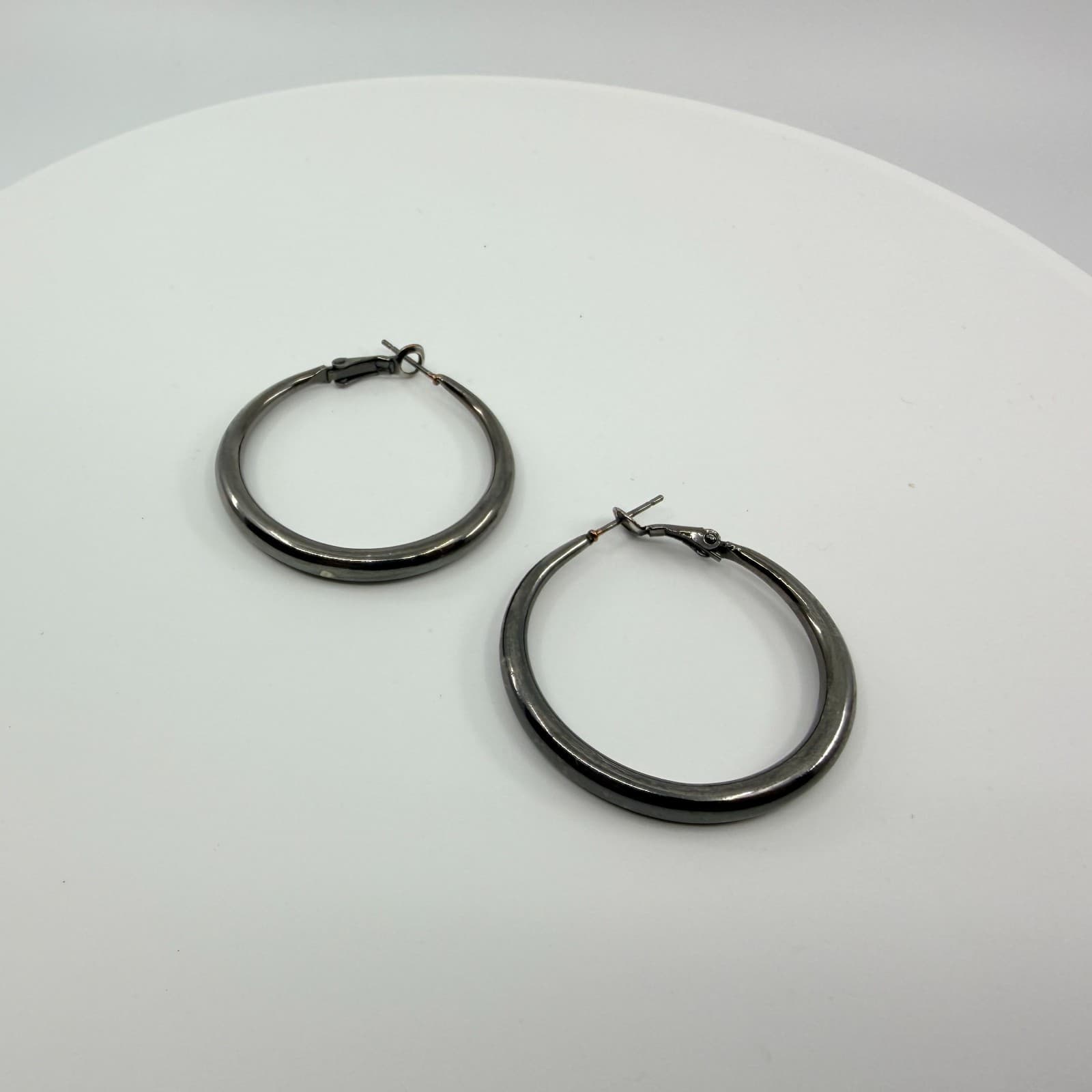Vintage Stackable Stunner Gunmetal Bangle Bracelet Set Hoop Earrings Black Y2K - Thumbnail 11