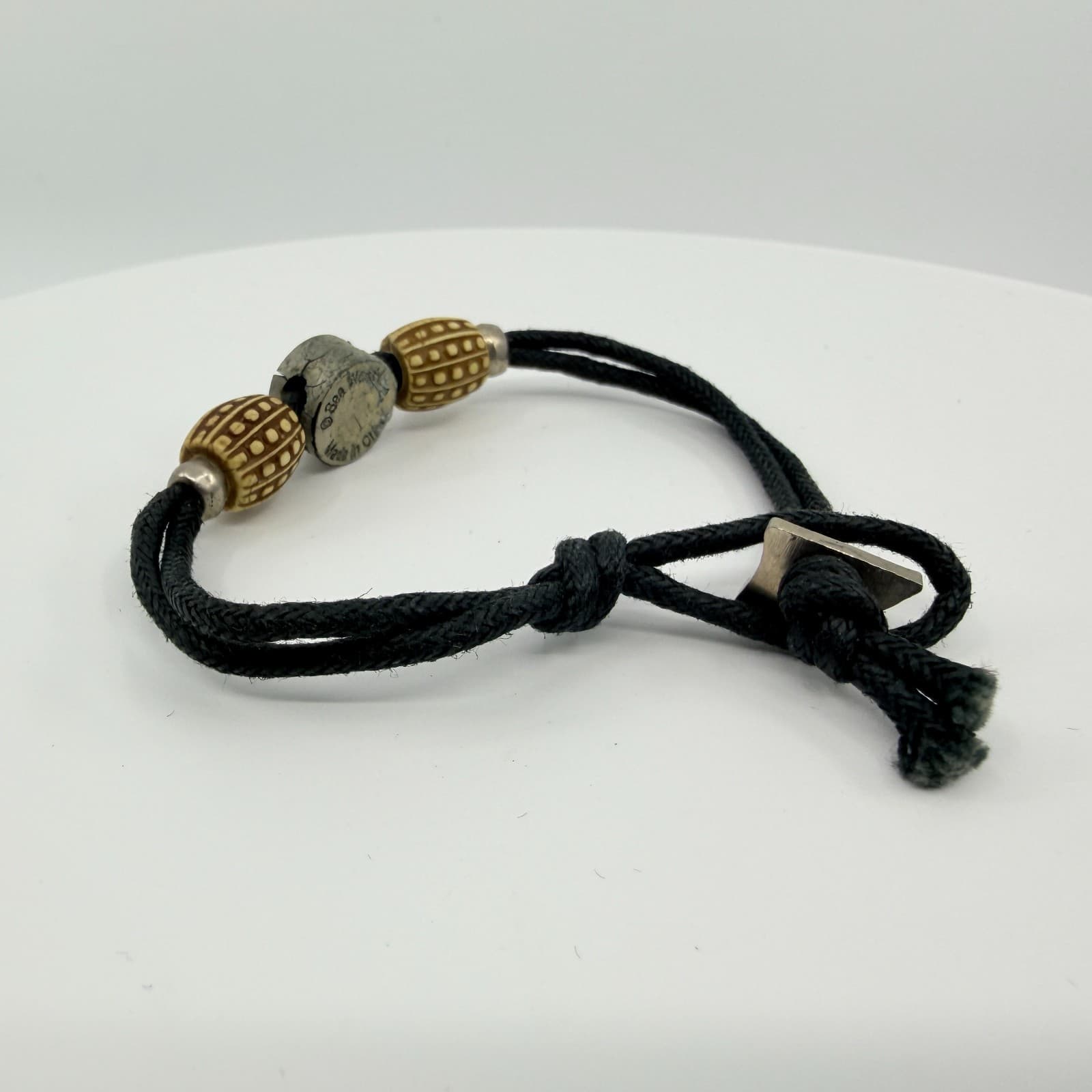 Vintage Tribal Black Cord Bracelet Carved Bear Stone Bead Patterned Beads - Thumbnail 5