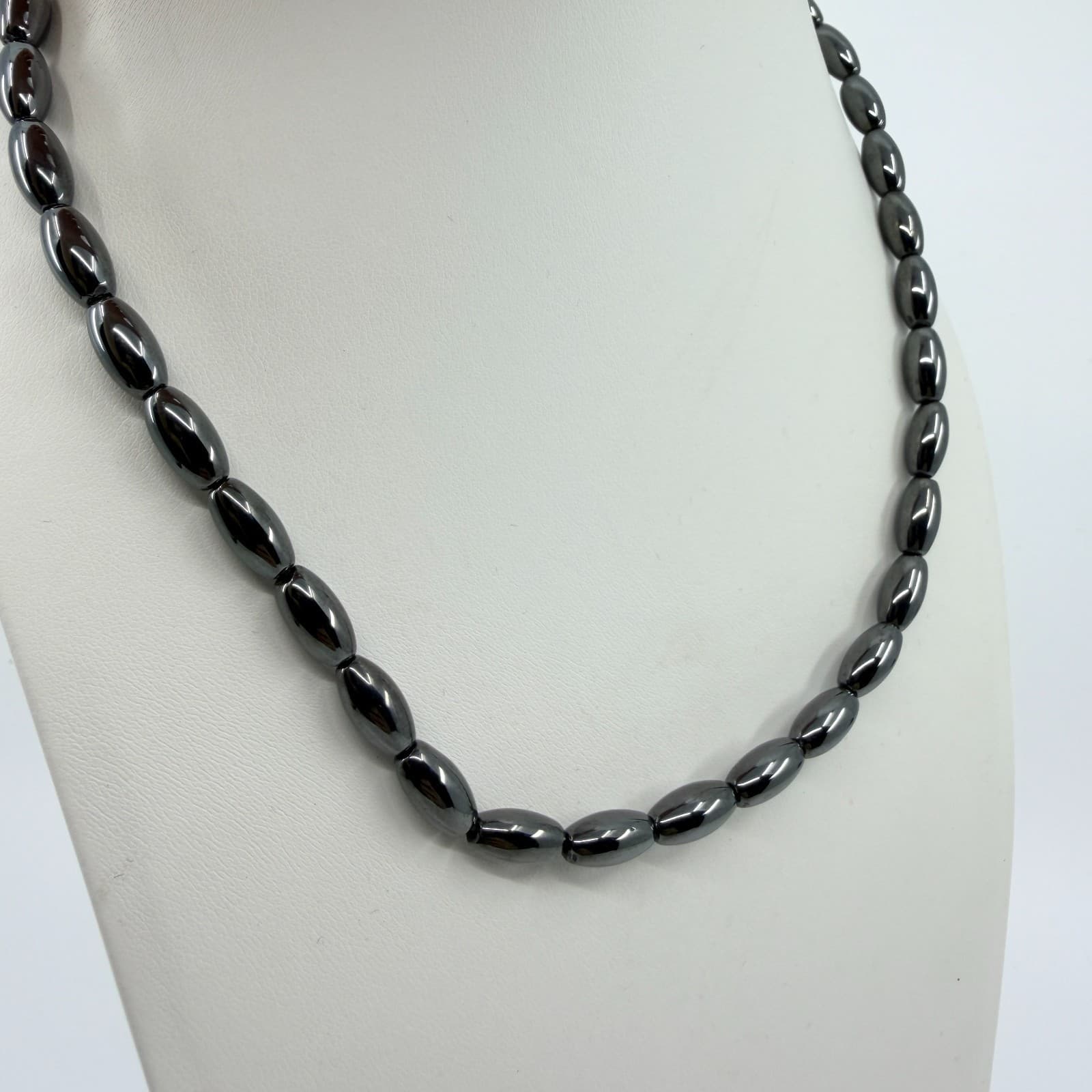 Vintage Hematite Tone Oval Bead Necklace Minimalist Gunmetal Simple Retro Boho - Thumbnail 3