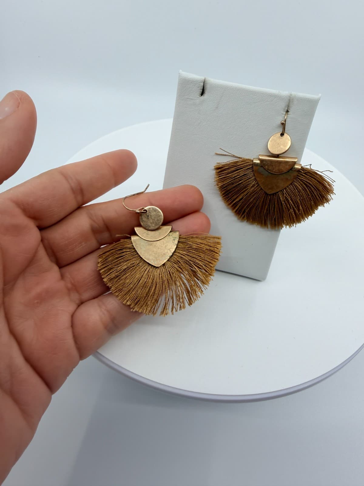 Vintage Gold Tone Tassel Fan Drop Earrings Large Statement Boho Geometric 90s - Thumbnail 6