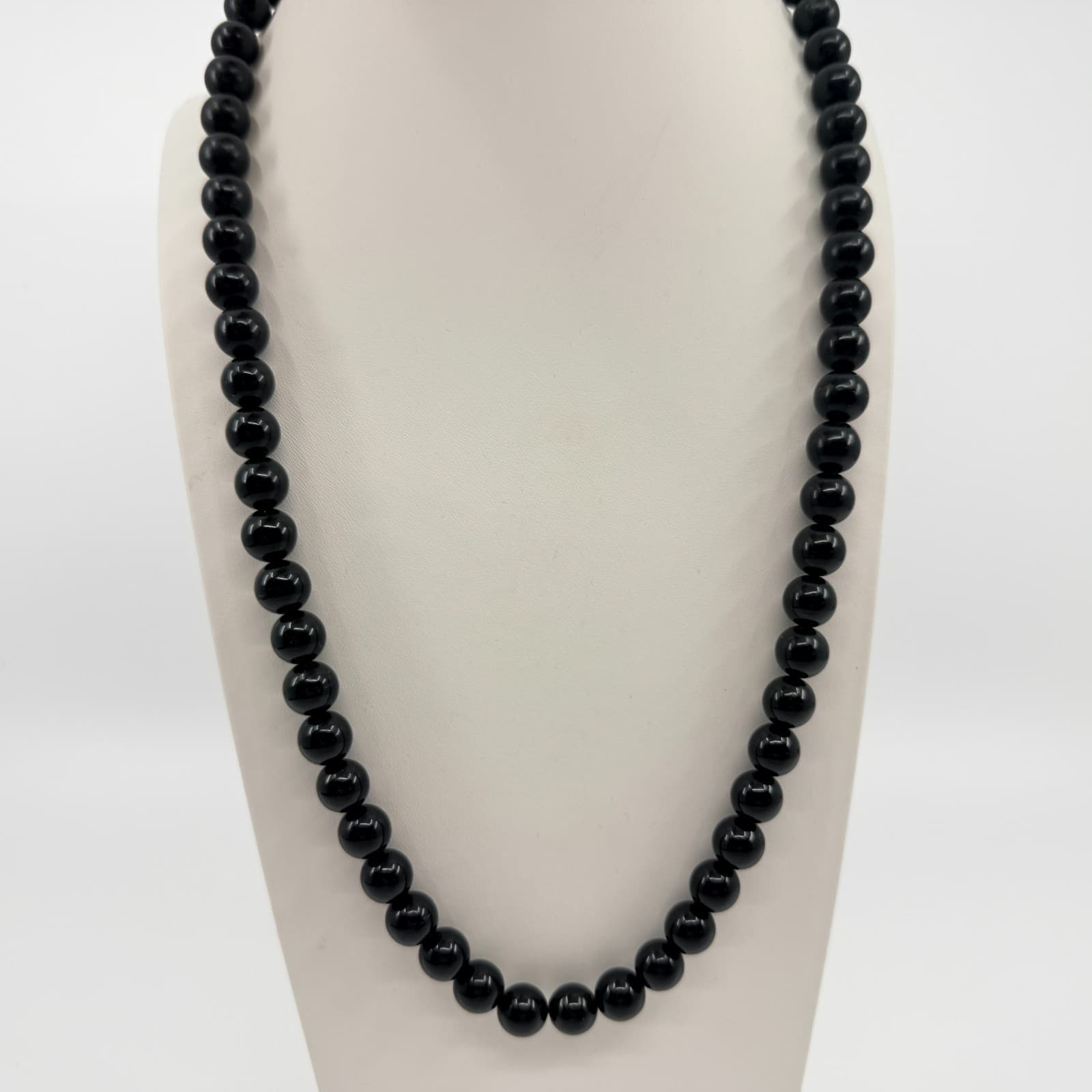 Vintage Black Bead Necklace Single Strand Minimalist Classic Retro Statement 90s - Thumbnail 3