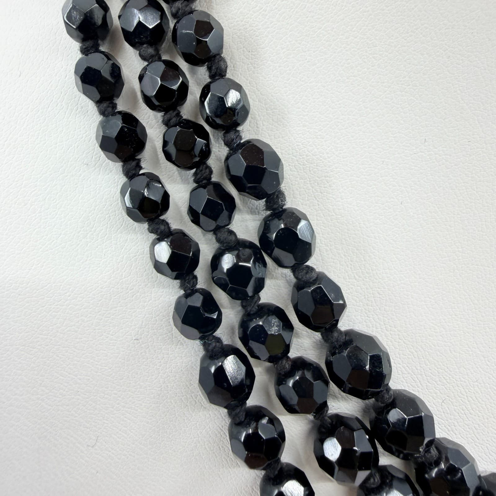Vintage Triple Strand Black Faceted Graduated Bead Necklace MCM Retro Chic - Thumbnail 4