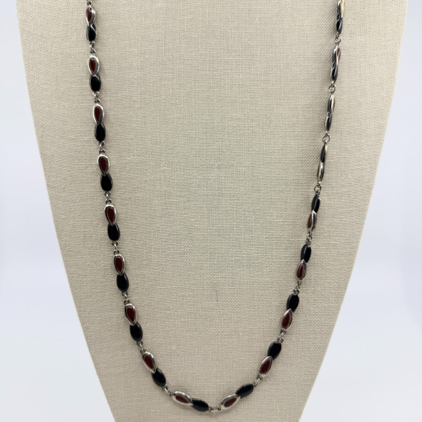 Vintage Silver Tone Station Necklace Black Burgundy Teardrop Link Long Boho Y2K - Thumbnail 2