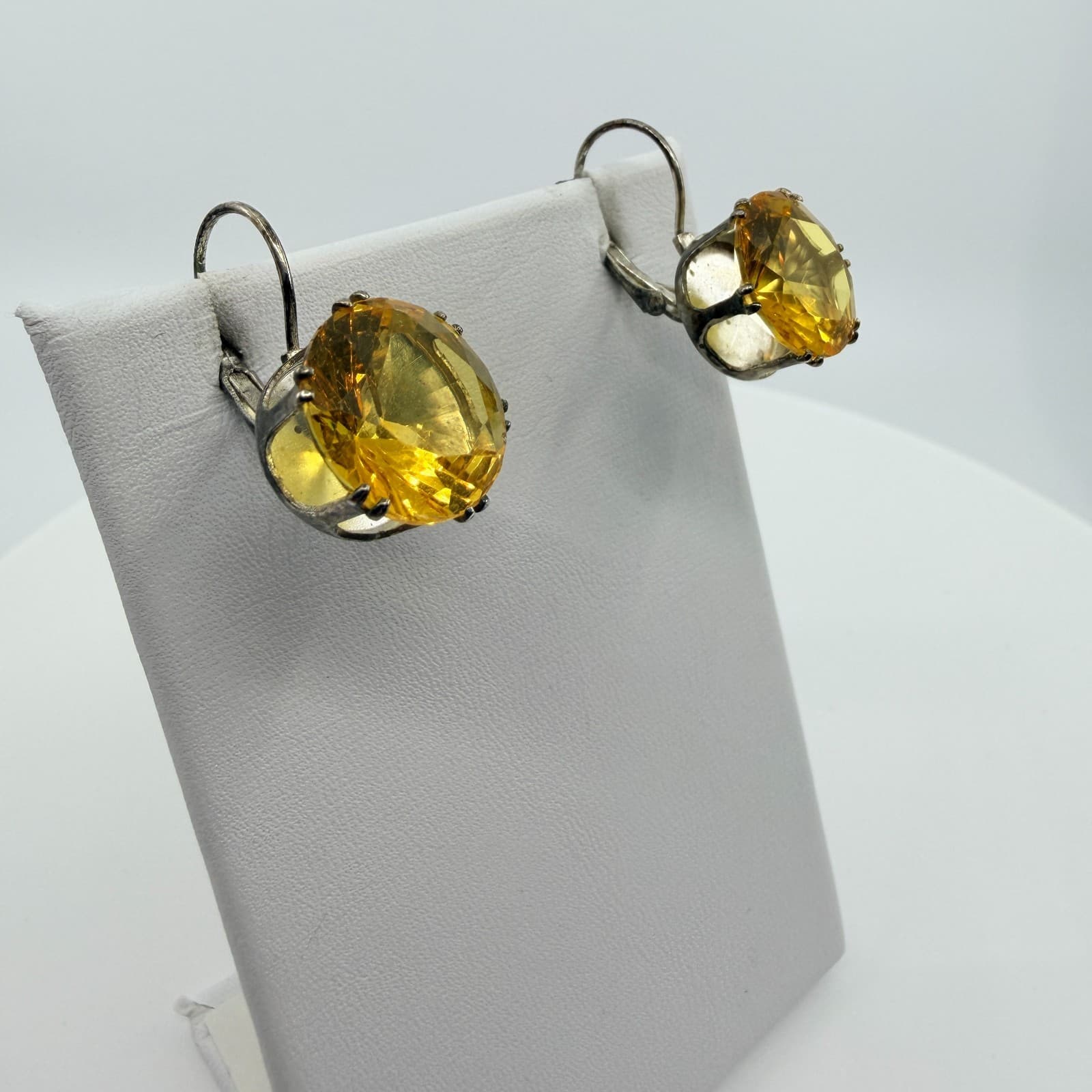 Vintage Silver Tone Yellow Round Faceted Drop Leverback Earrings Minimalist Boho - Thumbnail 2