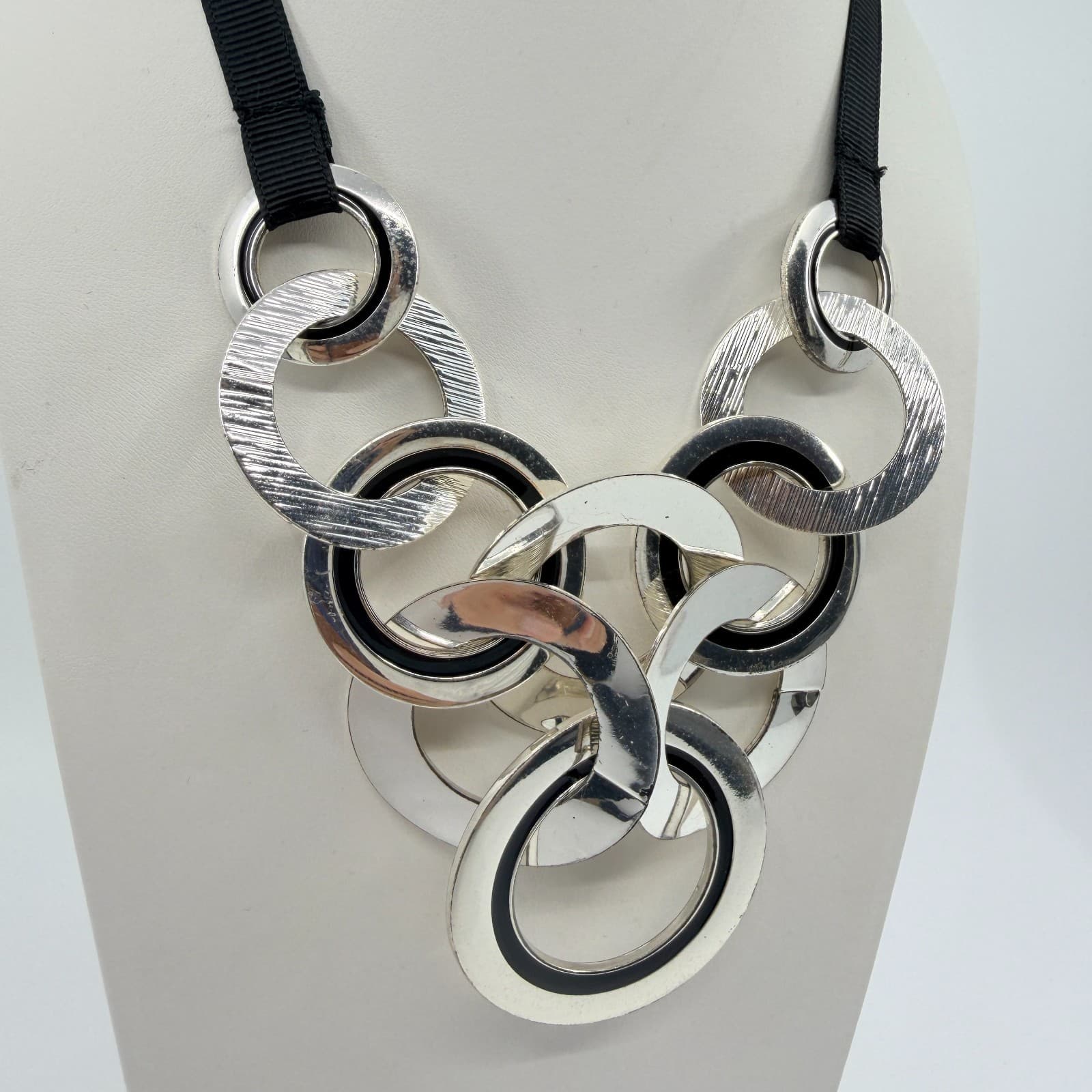 Vintage Silver Tone Black Geometric Circle Bib Statement Necklace Ribbon Retro - Thumbnail 5