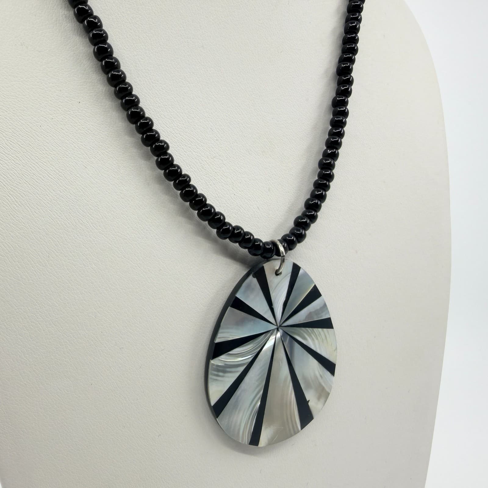 Vintage Silver Tone Black Gray Inlay Teardrop Pendant Necklace Beaded Boho Y2K - Thumbnail 4