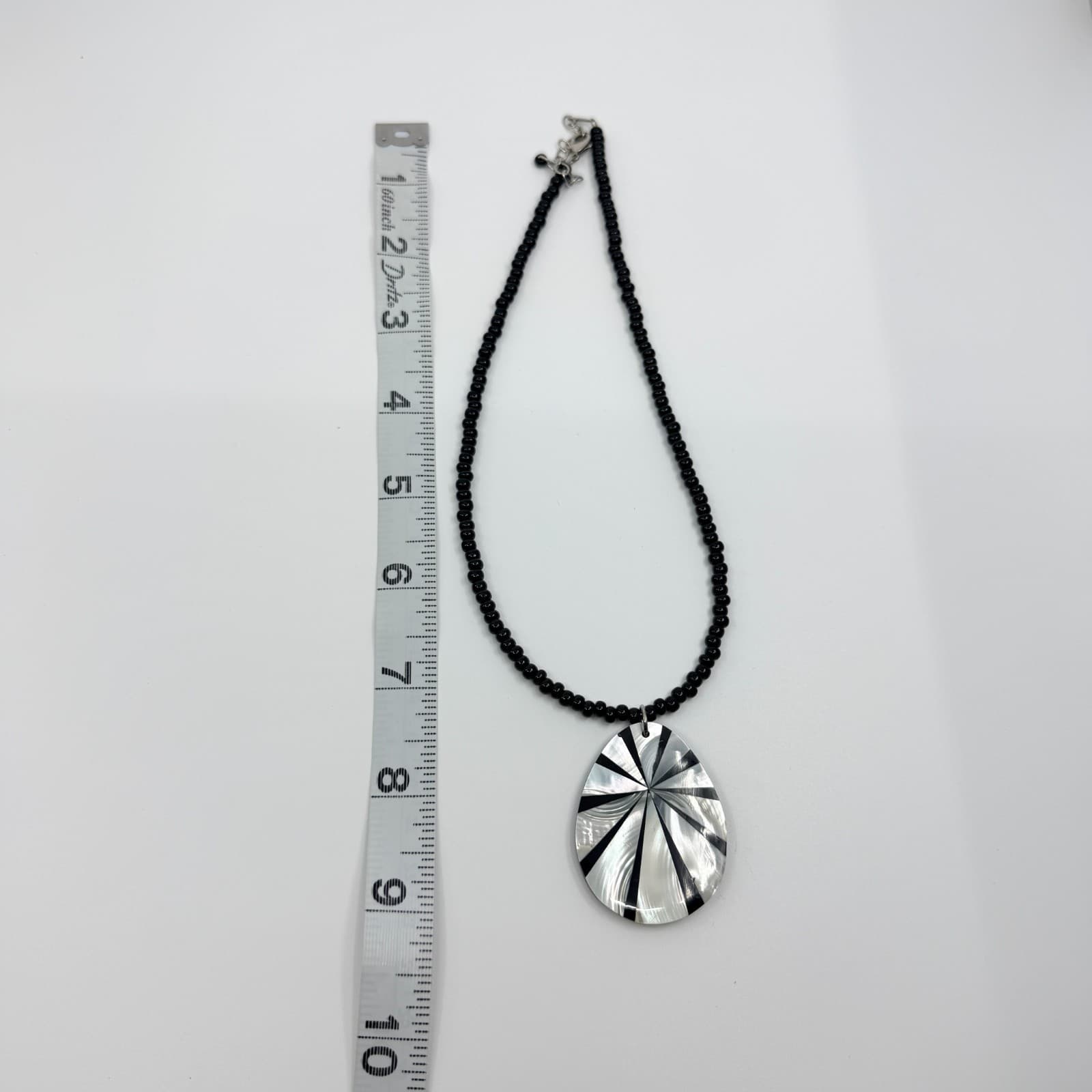Vintage Silver Tone Black Gray Inlay Teardrop Pendant Necklace Beaded Boho Y2K - Thumbnail 8