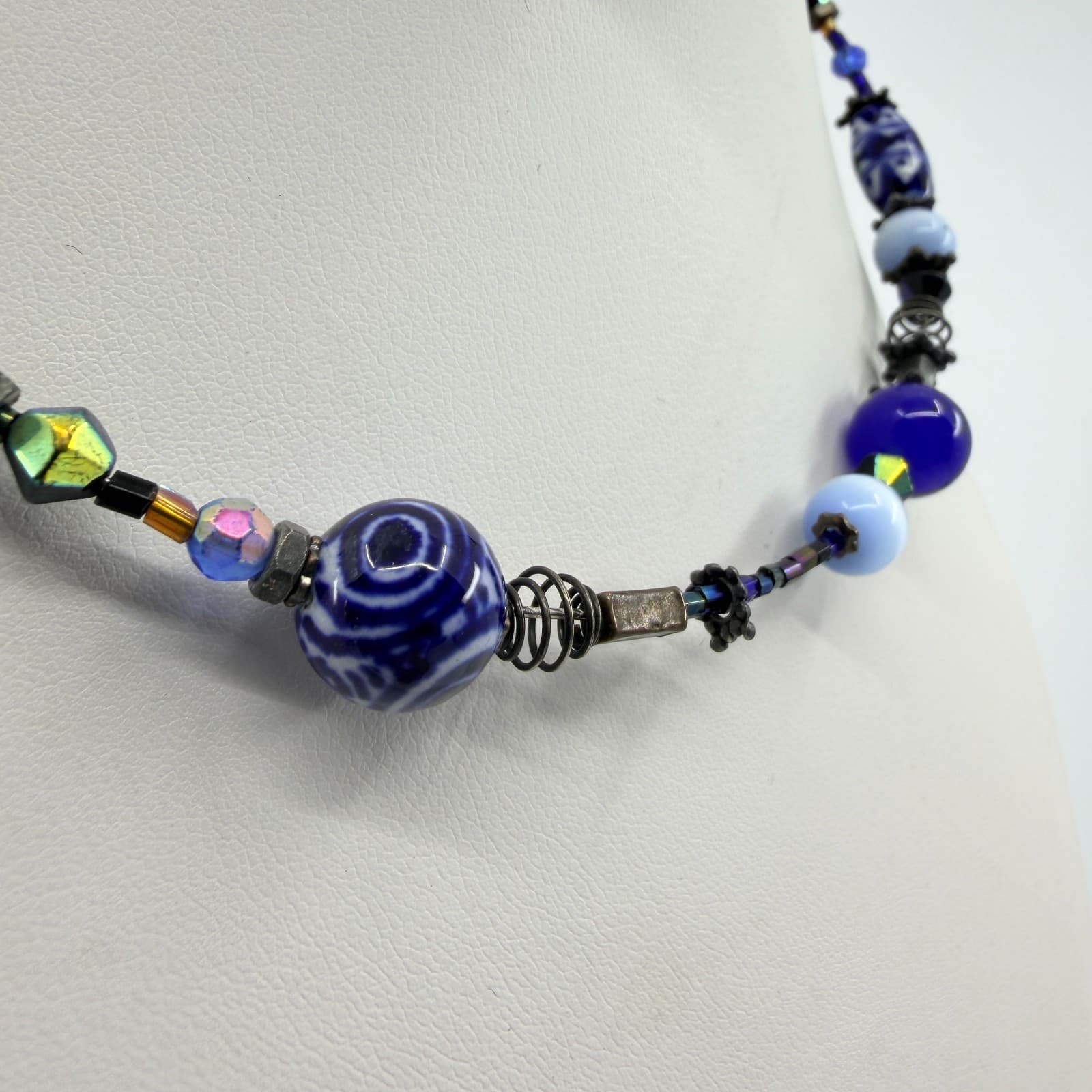 Vintage Artisan Blue Glass Beaded Necklace Asymmetrical Boho Eclectic Artsy Y2K - Thumbnail 3