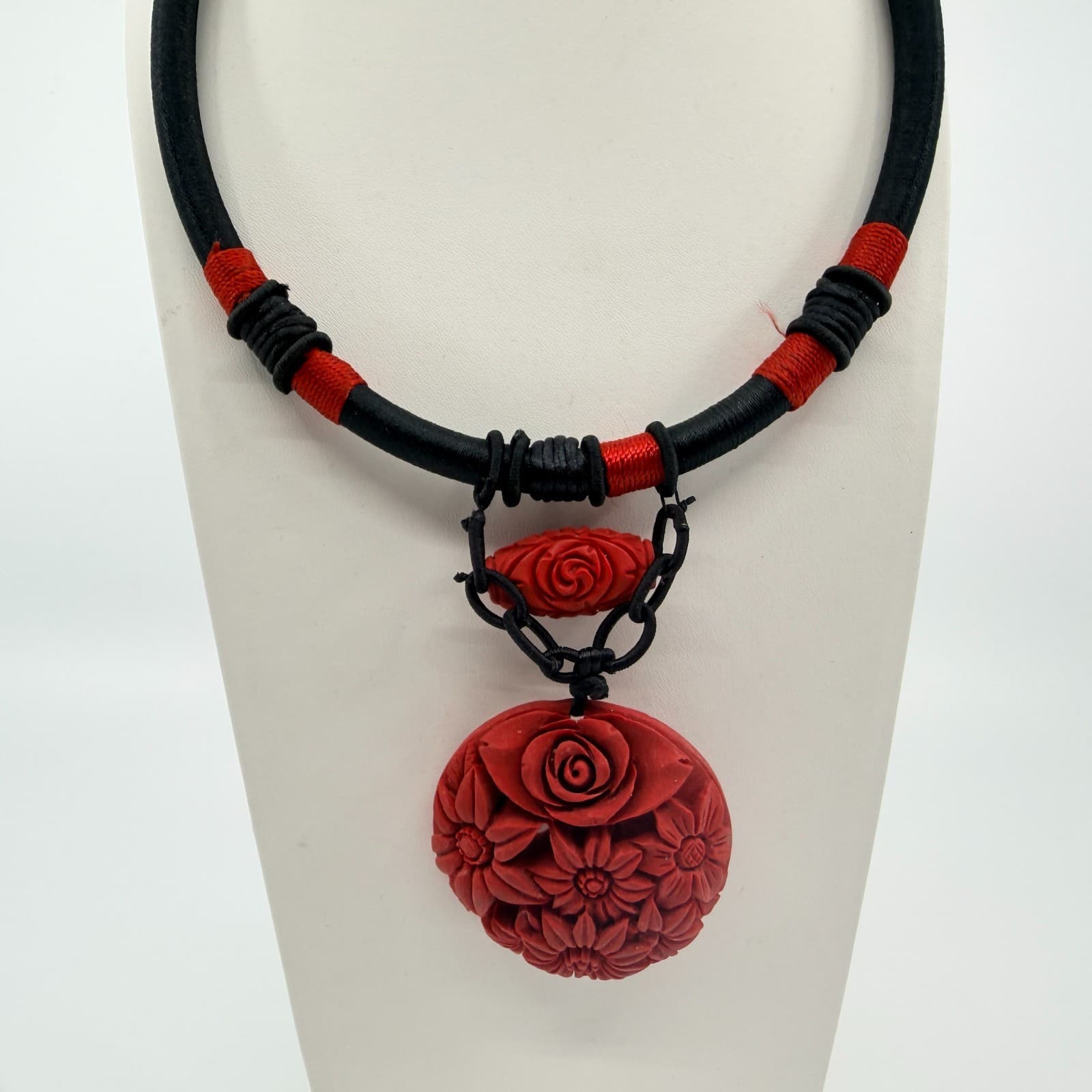 Vintage Red Floral Carved Pendant Necklace Black Cord Statement Boho Ethnic 90s - Thumbnail 6