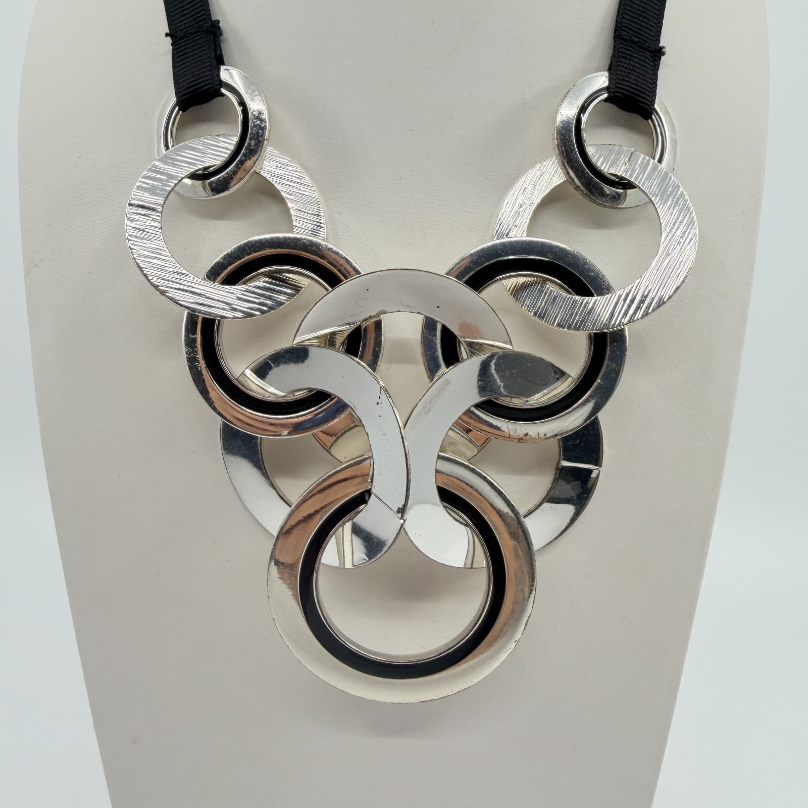 Vintage Silver Tone Black Geometric Circle Bib Statement Necklace Ribbon Retro - Thumbnail 3