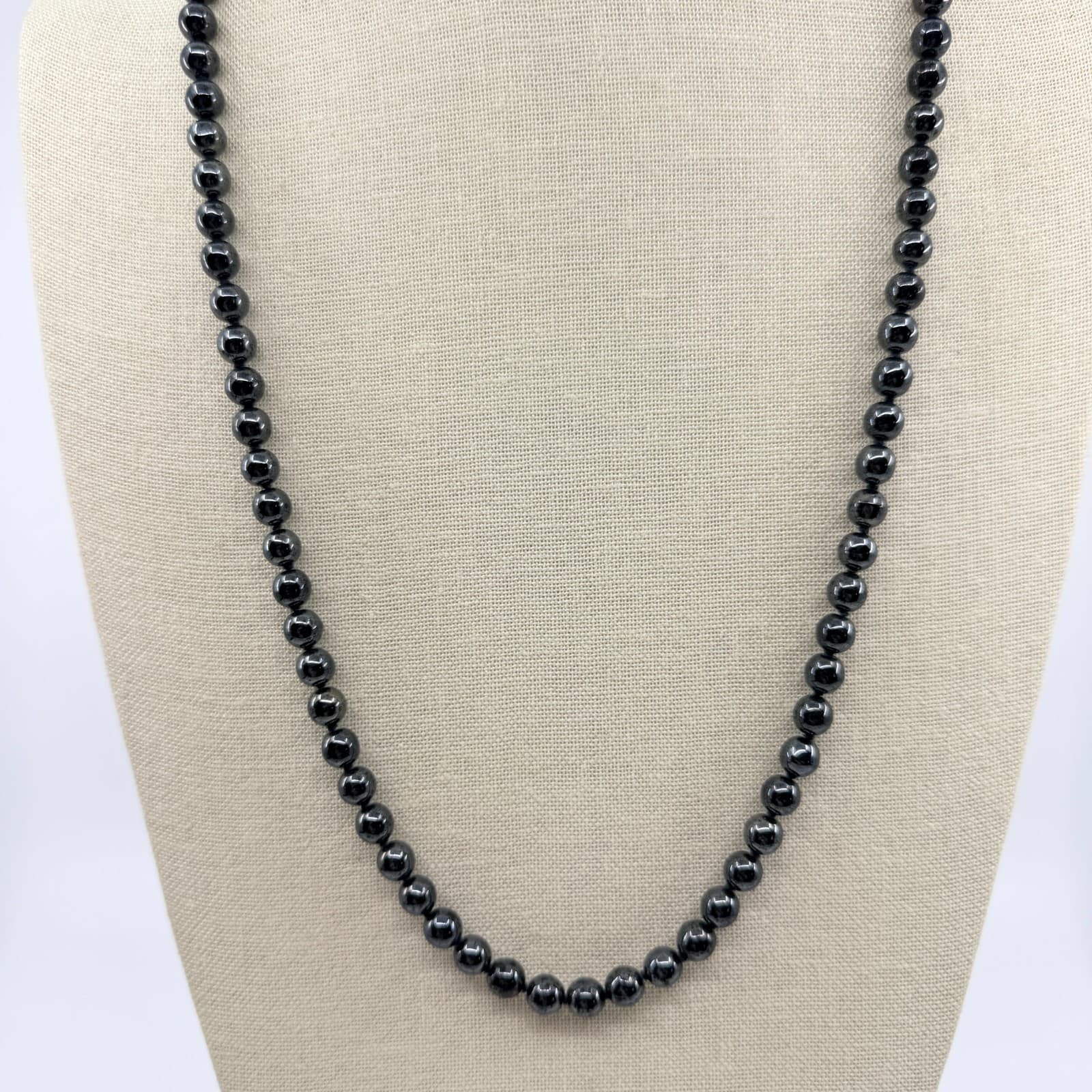 Vintage Hematite Tone Bead Necklace Single Strand Dark Gray Minimalist Retro 90s - Thumbnail 3