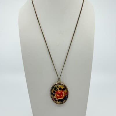 Vintage Russian Khokhloma Style Oval Rose Pendant Necklace Hand Painted Floral - Thumbnail 5
