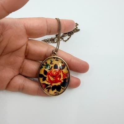Vintage Russian Khokhloma Style Oval Rose Pendant Necklace Hand Painted Floral - Thumbnail 7