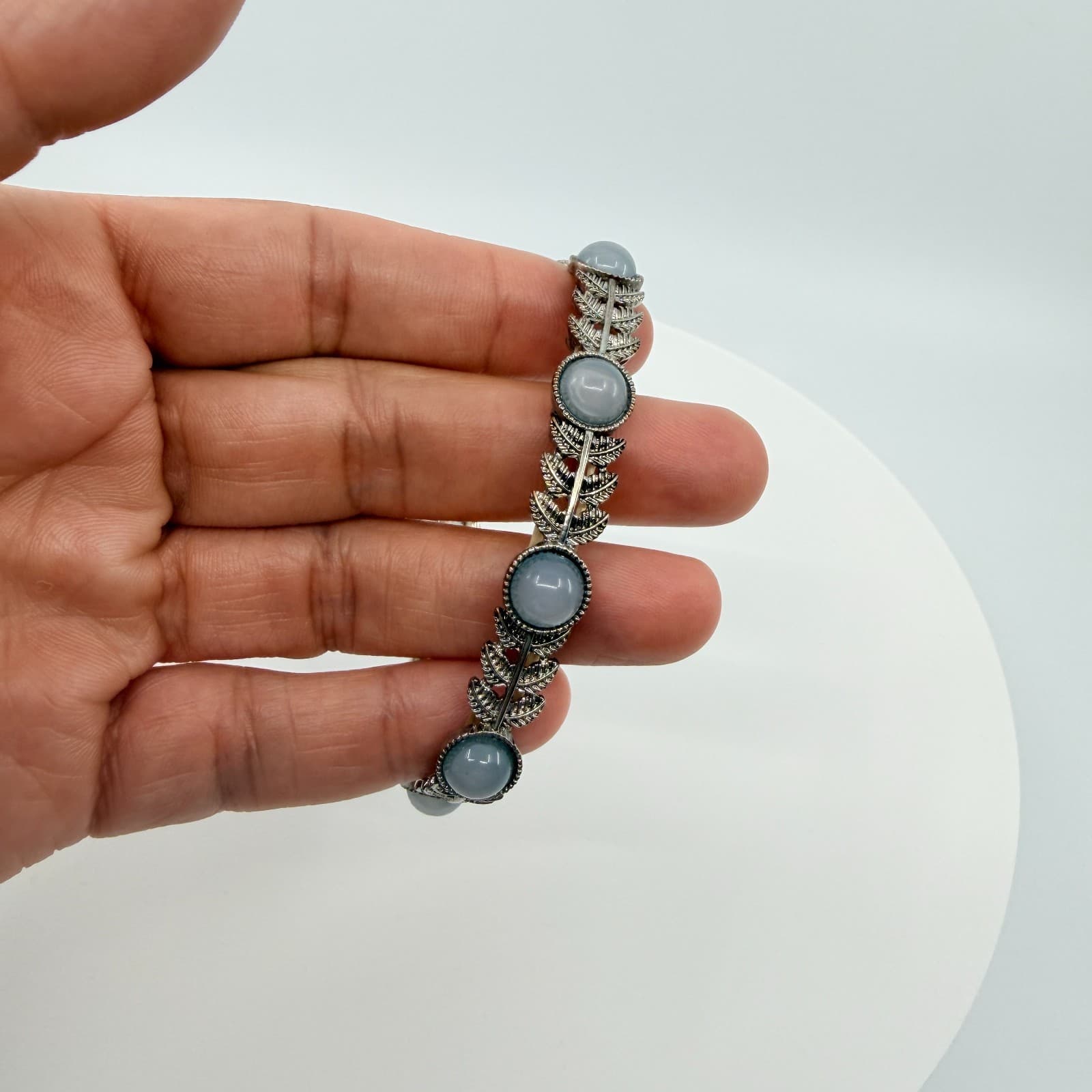 Vintage Silver Tone Light Blue Stone Leaf Link Stretch Bracelet Boho Statement - Thumbnail 8