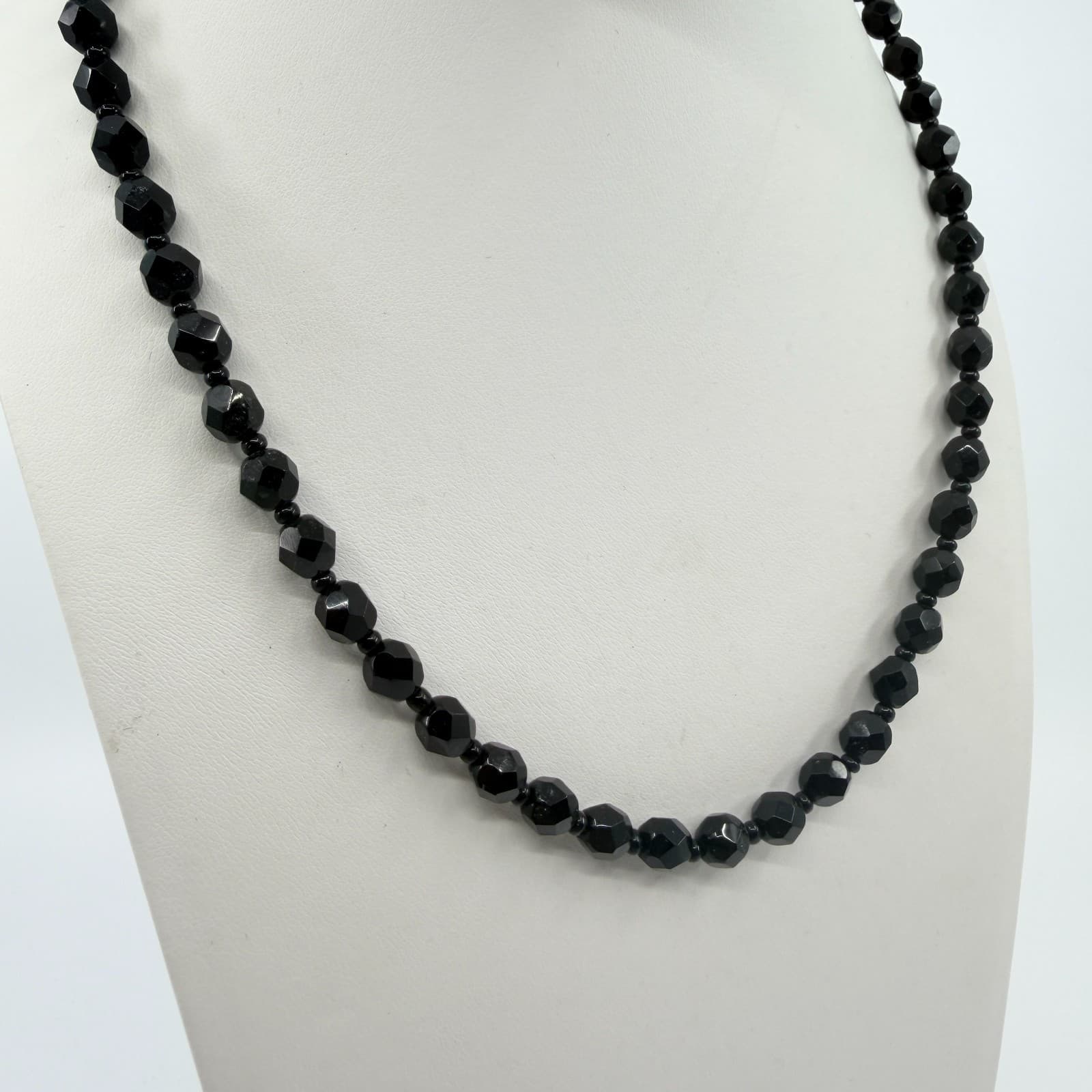 Vintage Black Beaded Necklace Faceted Glass Crystal Graduated Statement Retro 90 - Thumbnail 4