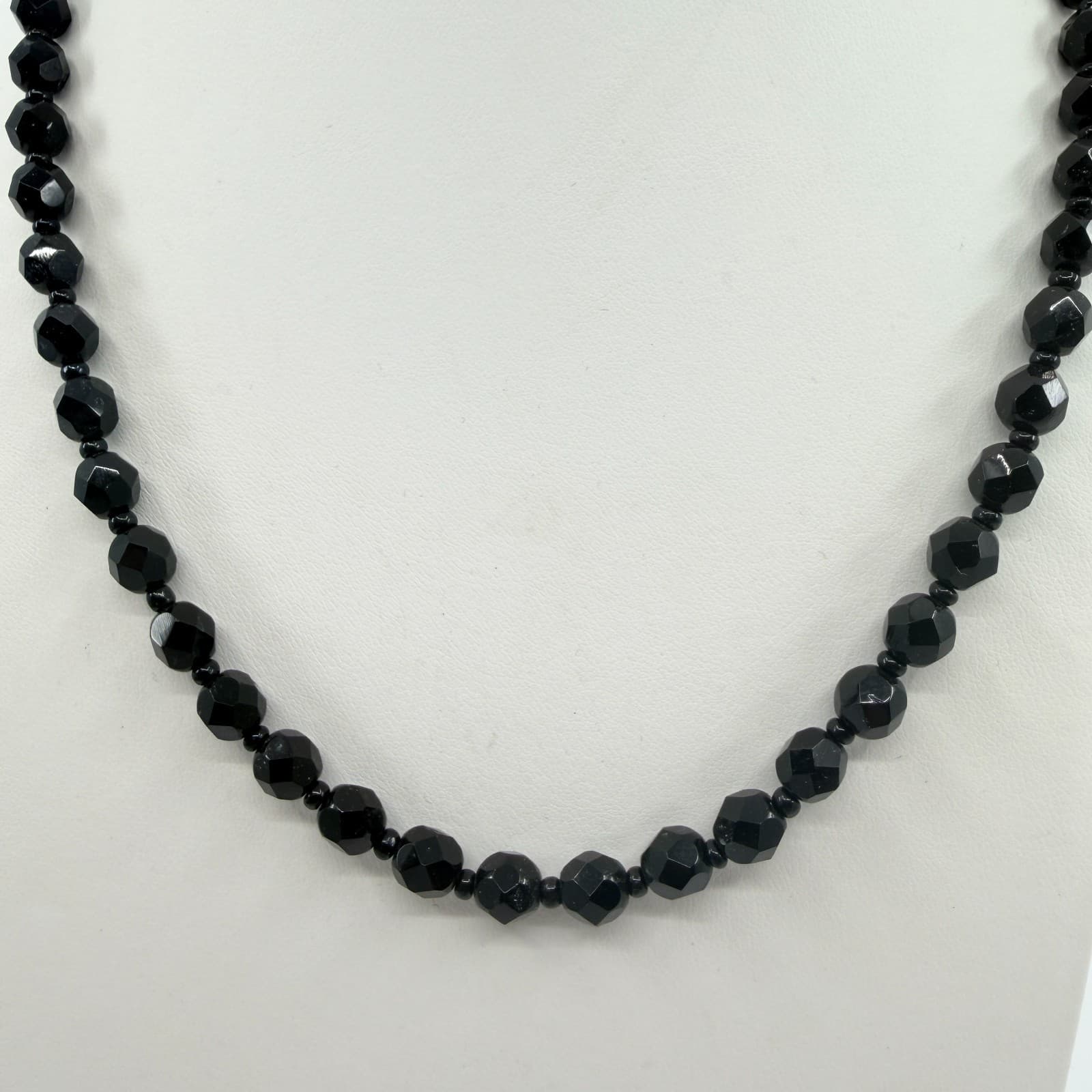 Vintage Black Beaded Necklace Faceted Glass Crystal Graduated Statement Retro 90 - Thumbnail 2