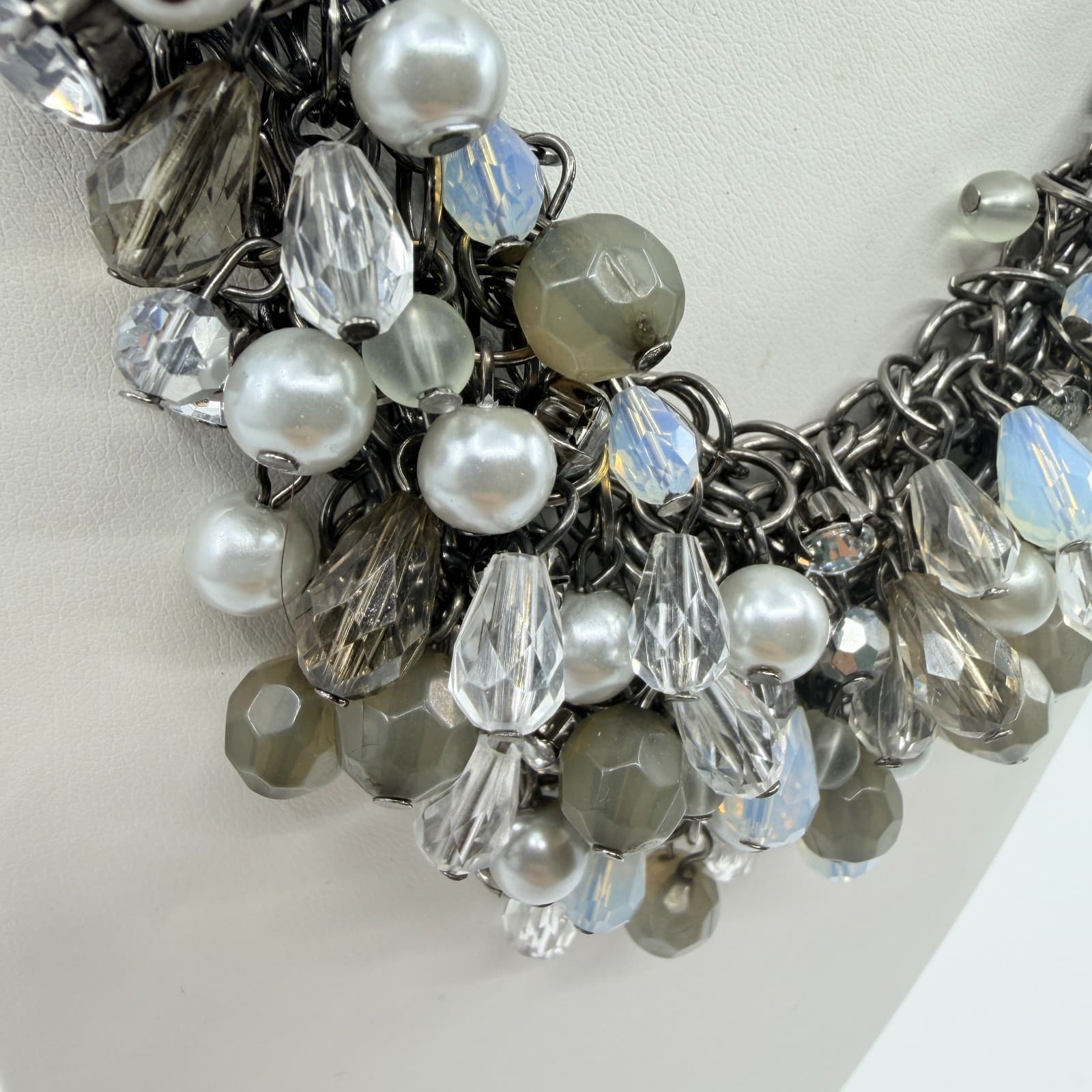 Vintage Gunmetal Tone Cluster Bib Statement Necklace Gray Faux Pearl Crystal 90s - Thumbnail 3