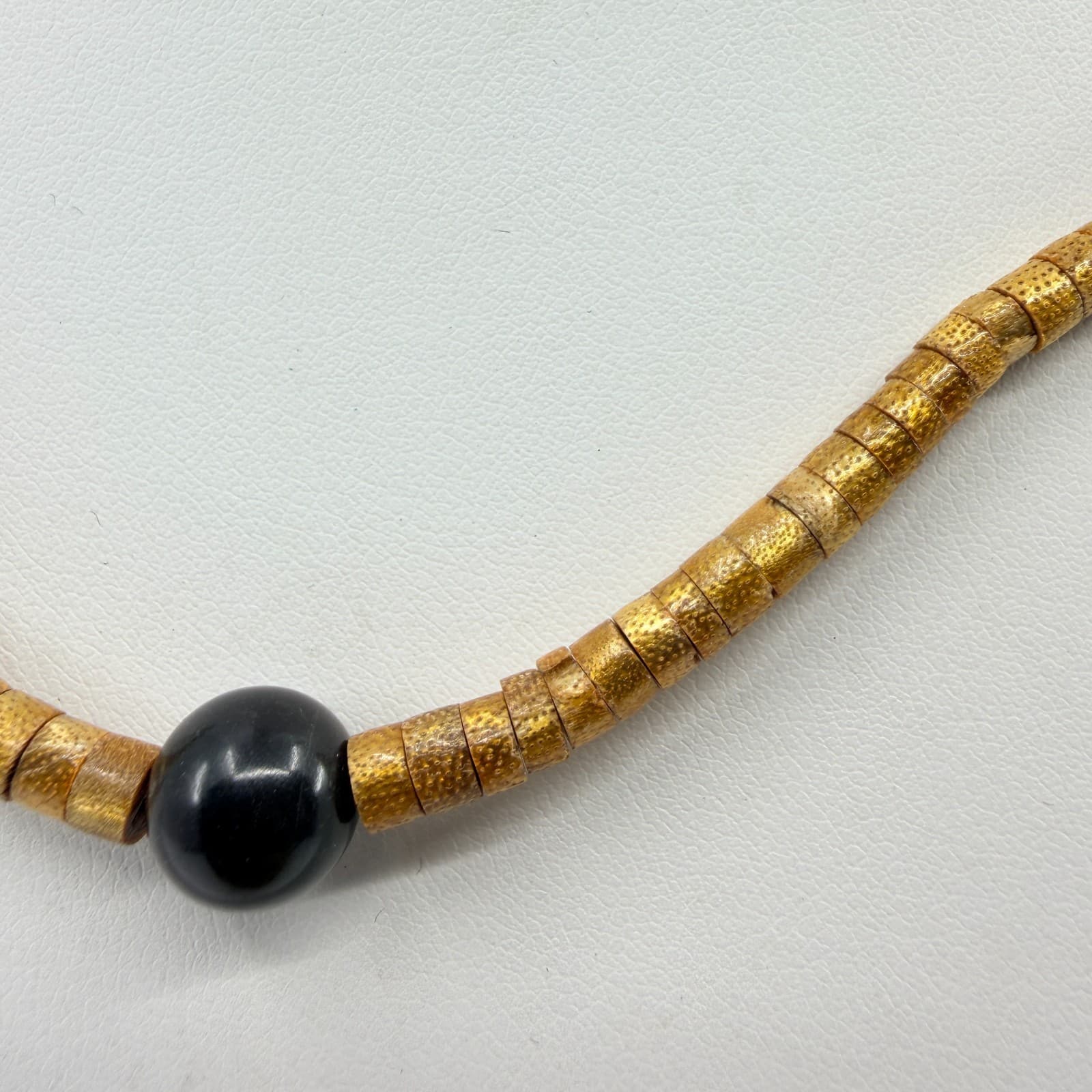 Vintage Natural Tone Disc Bead Necklace Black Focal Minimalist Boho Retro 90's - Thumbnail 6